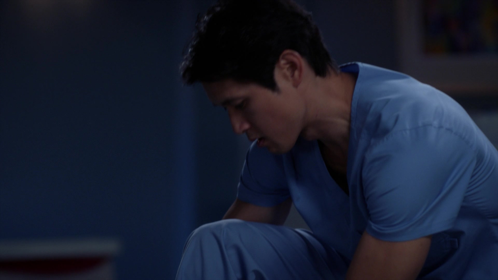 Greys_Anatomy_S19E10_1703.jpg