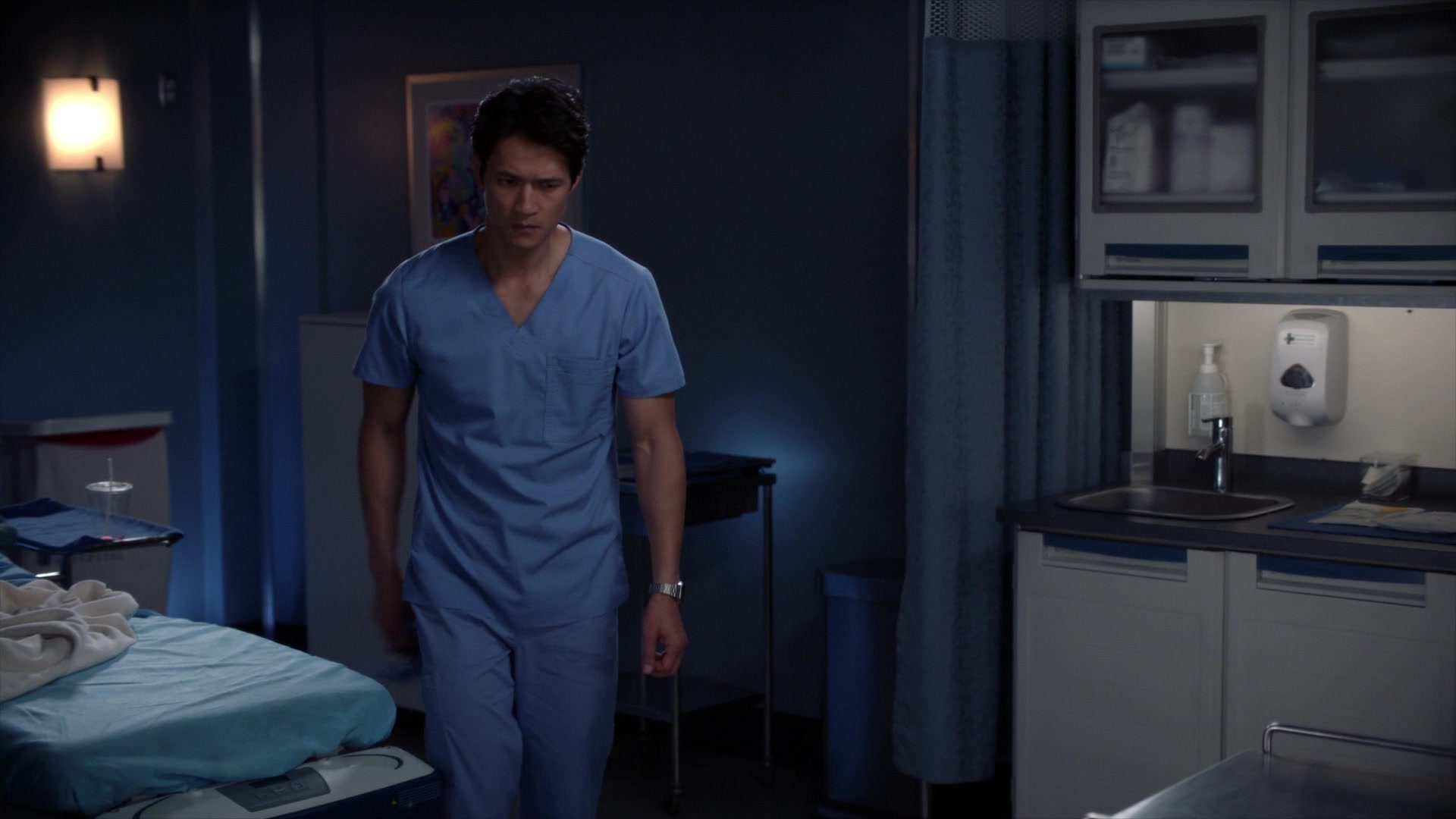 Greys_Anatomy_S19E10_1734.jpg