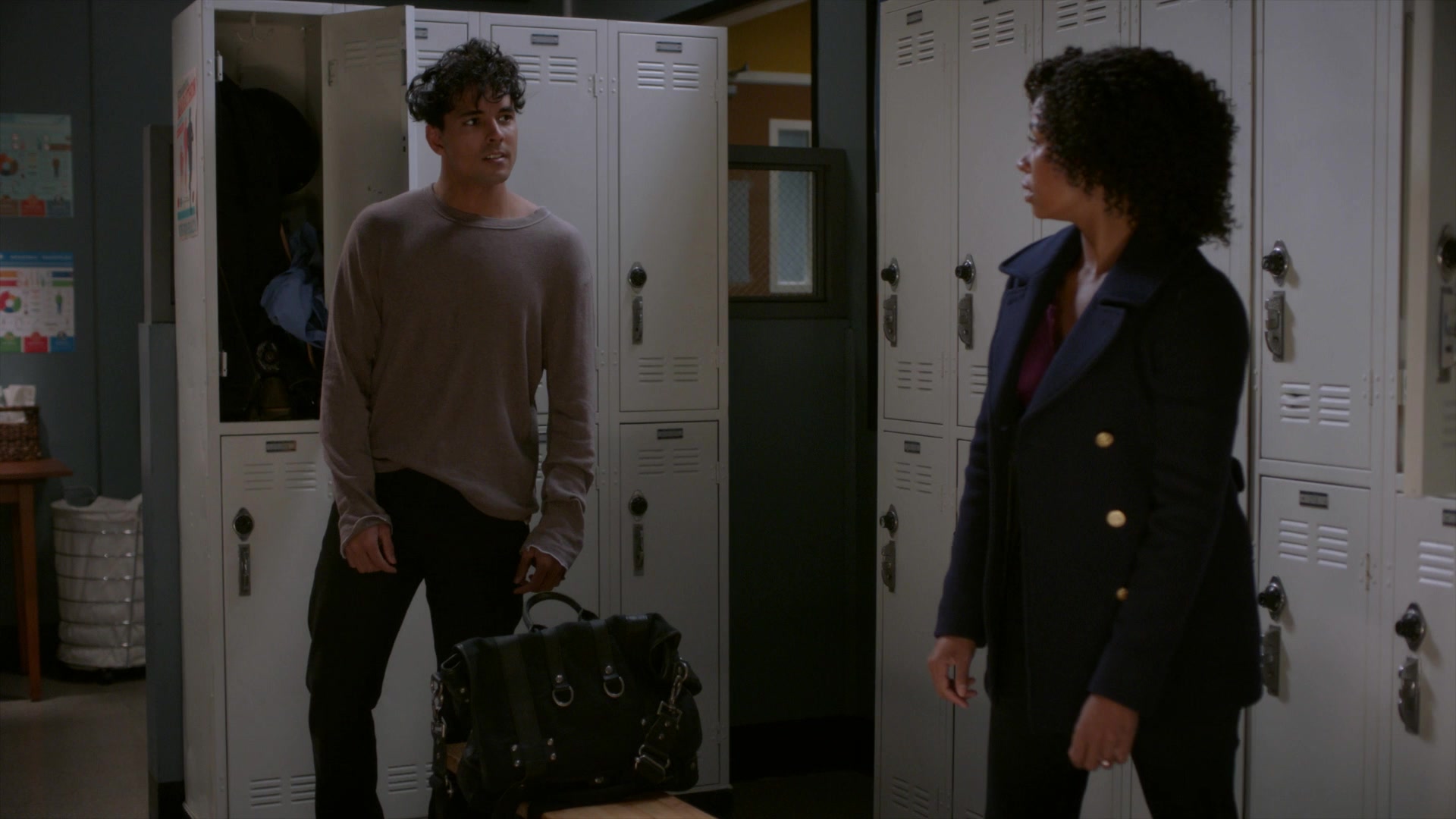Greys_Anatomy_S19E10_1755.jpg