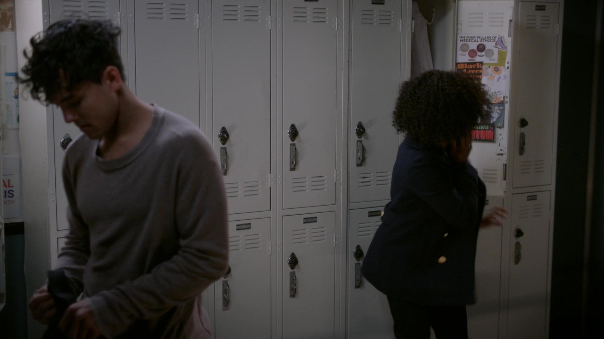 Greys_Anatomy_S19E10_1760.jpg
