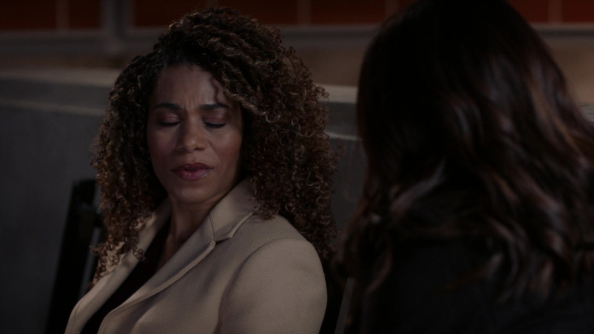 Greys_Anatomy_S19E10_1939.jpg