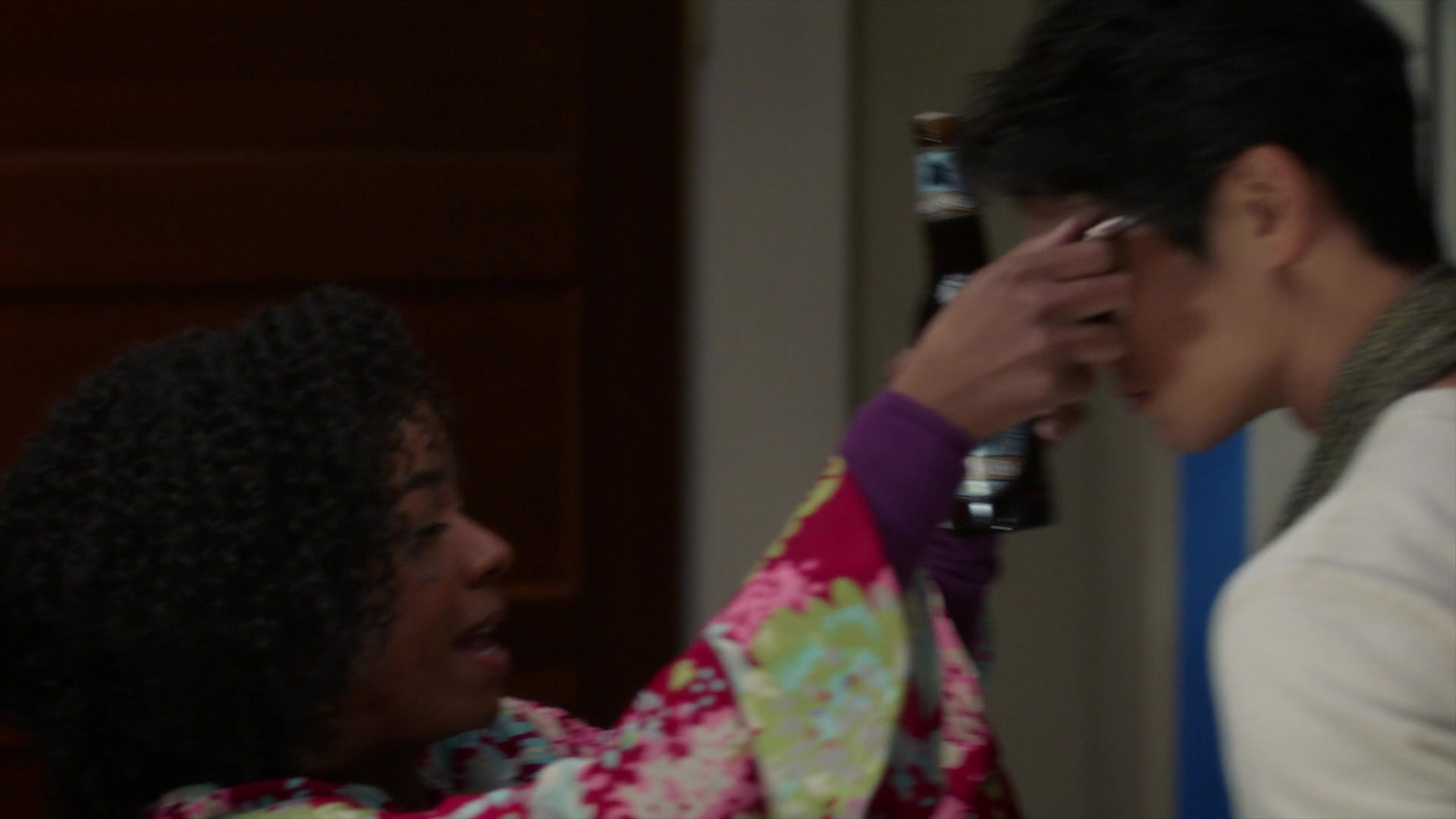 Greys_Anatomy_S19E10_1996.jpg