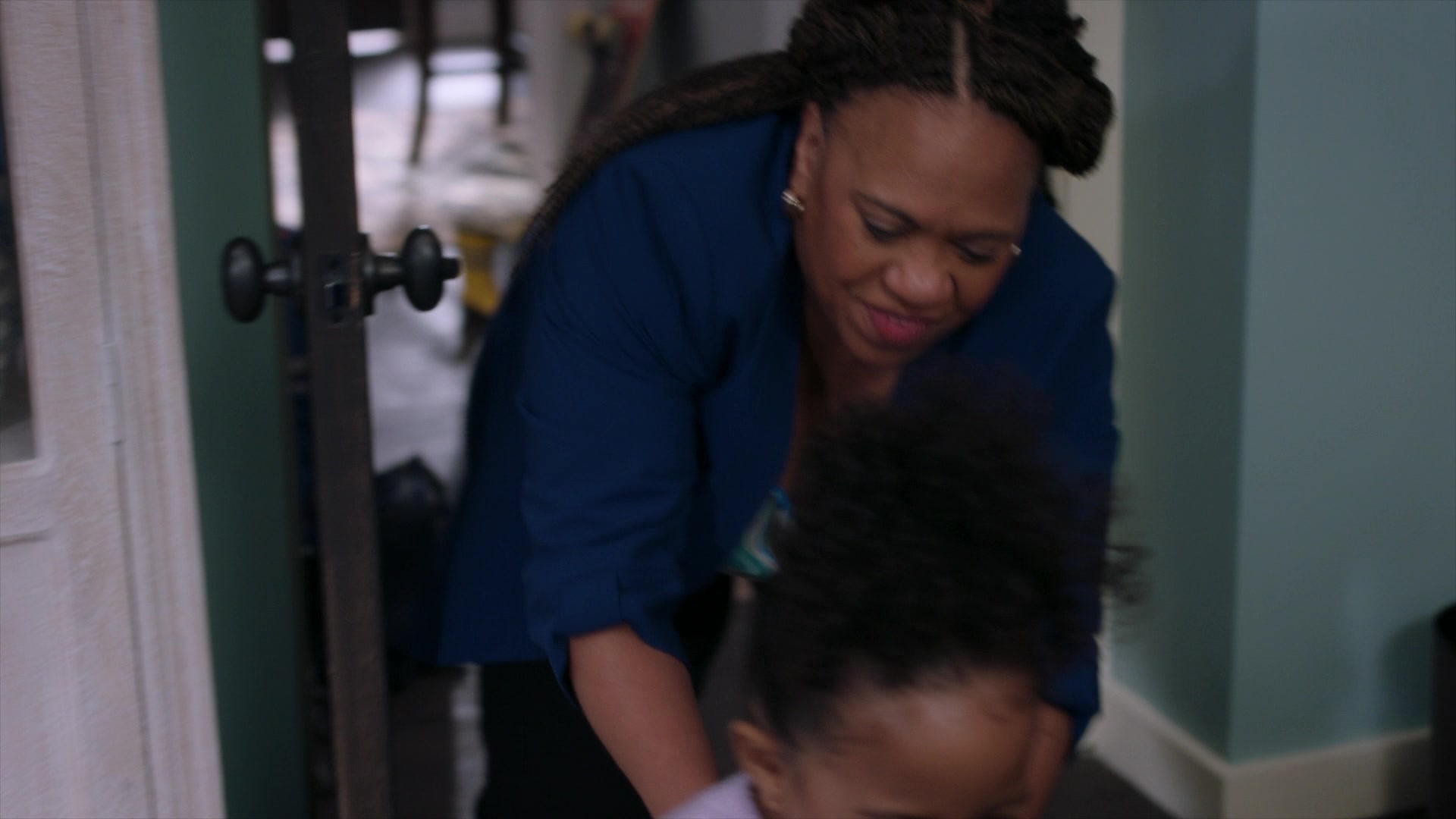 Greys_Anatomy_S19E11_0008.jpg