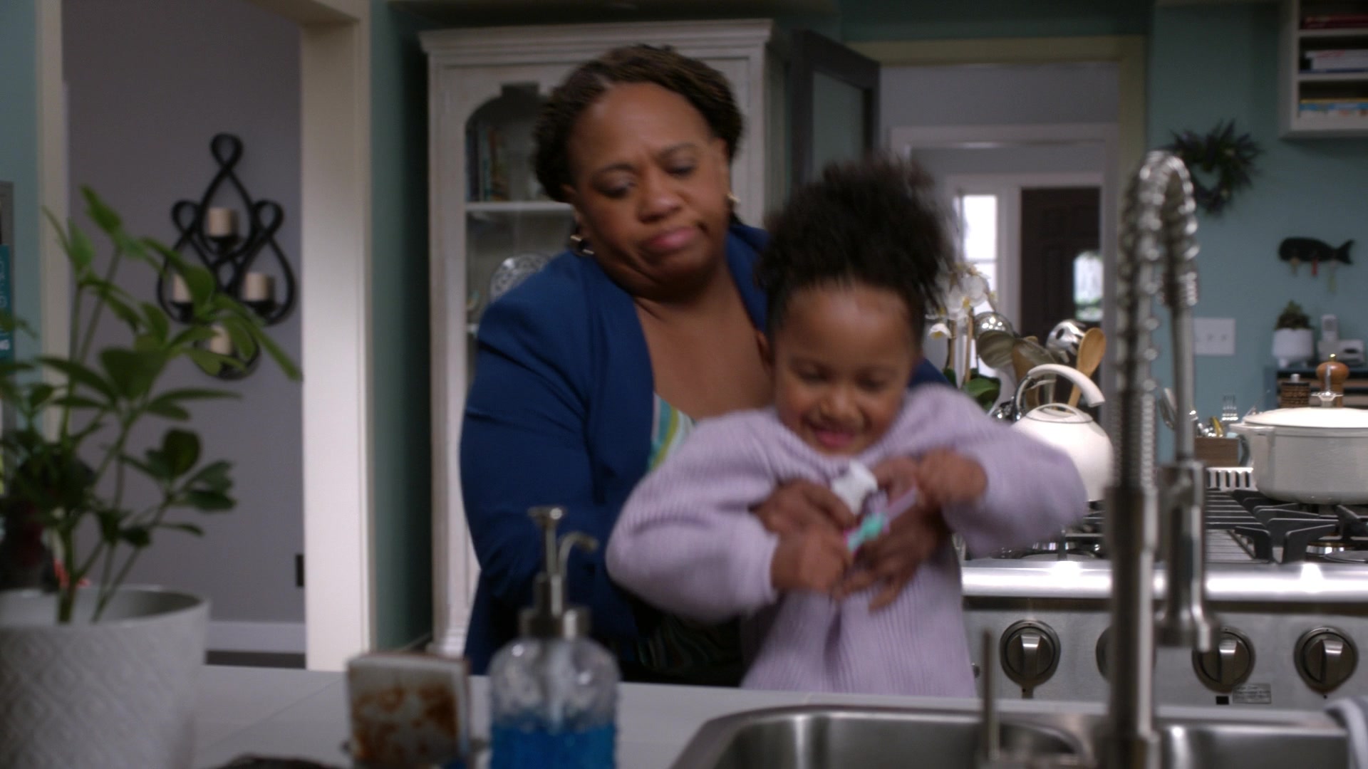 Greys_Anatomy_S19E11_0012.jpg