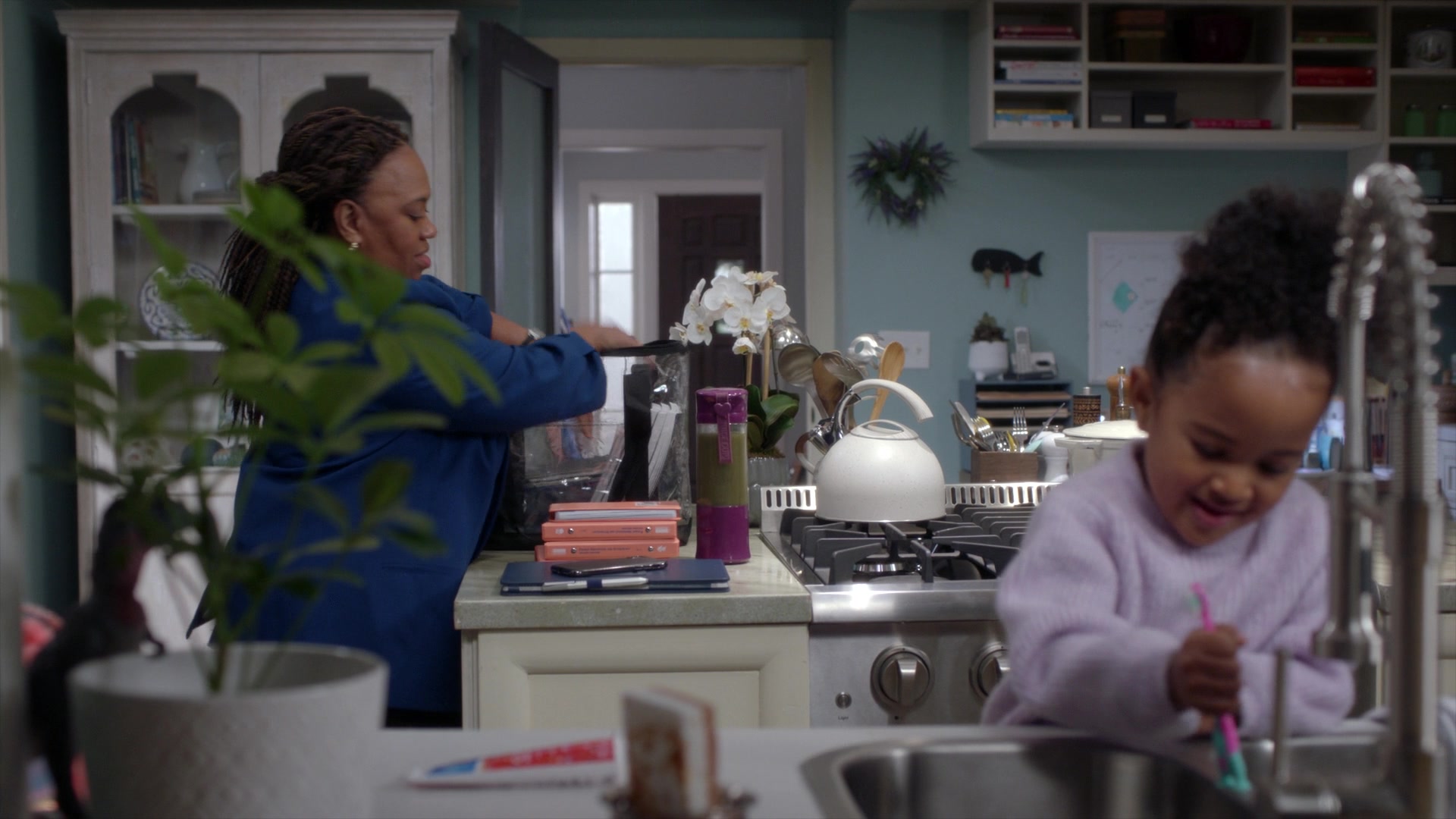 Greys_Anatomy_S19E11_0018.jpg