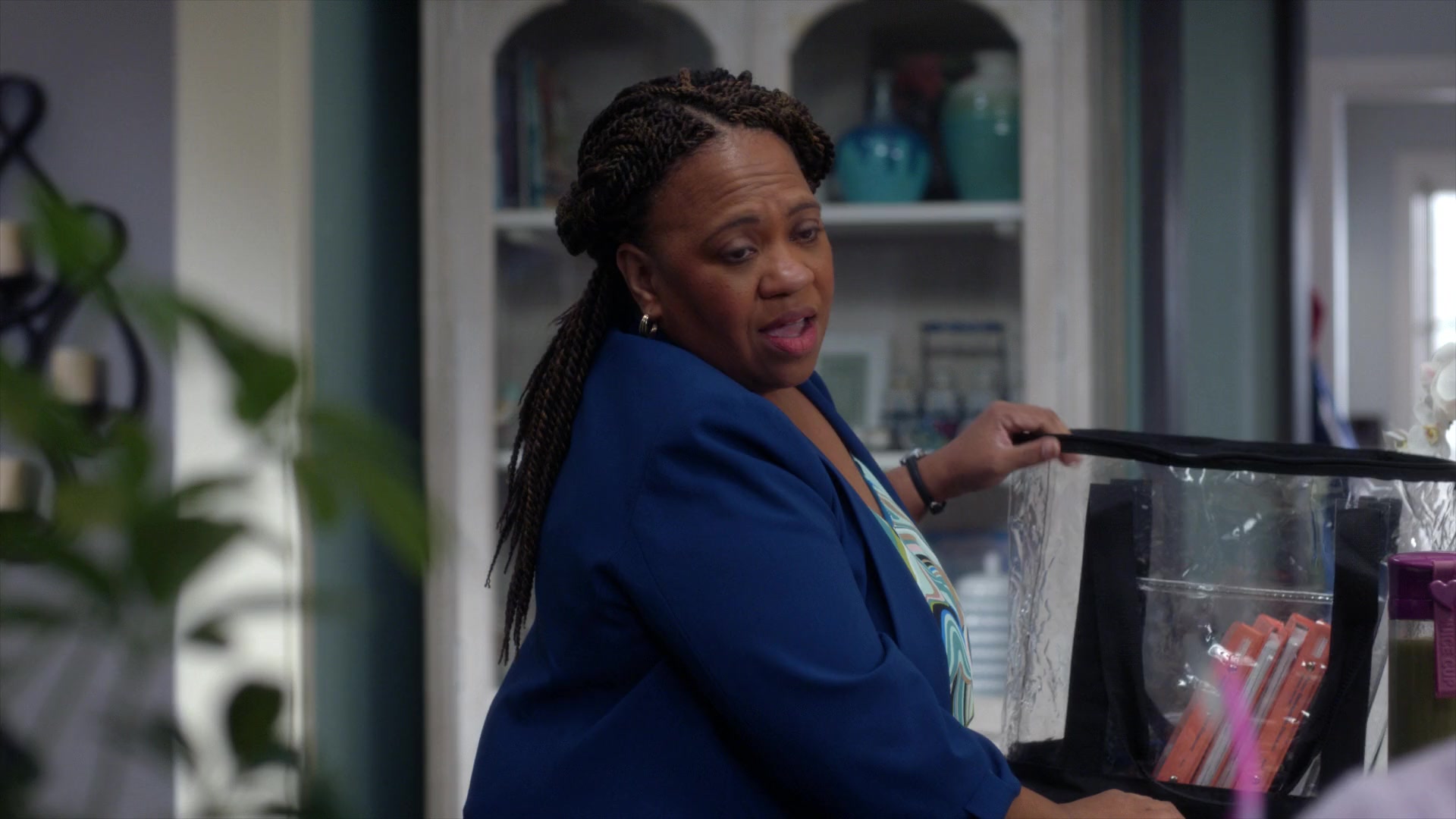 Greys_Anatomy_S19E11_0022.jpg