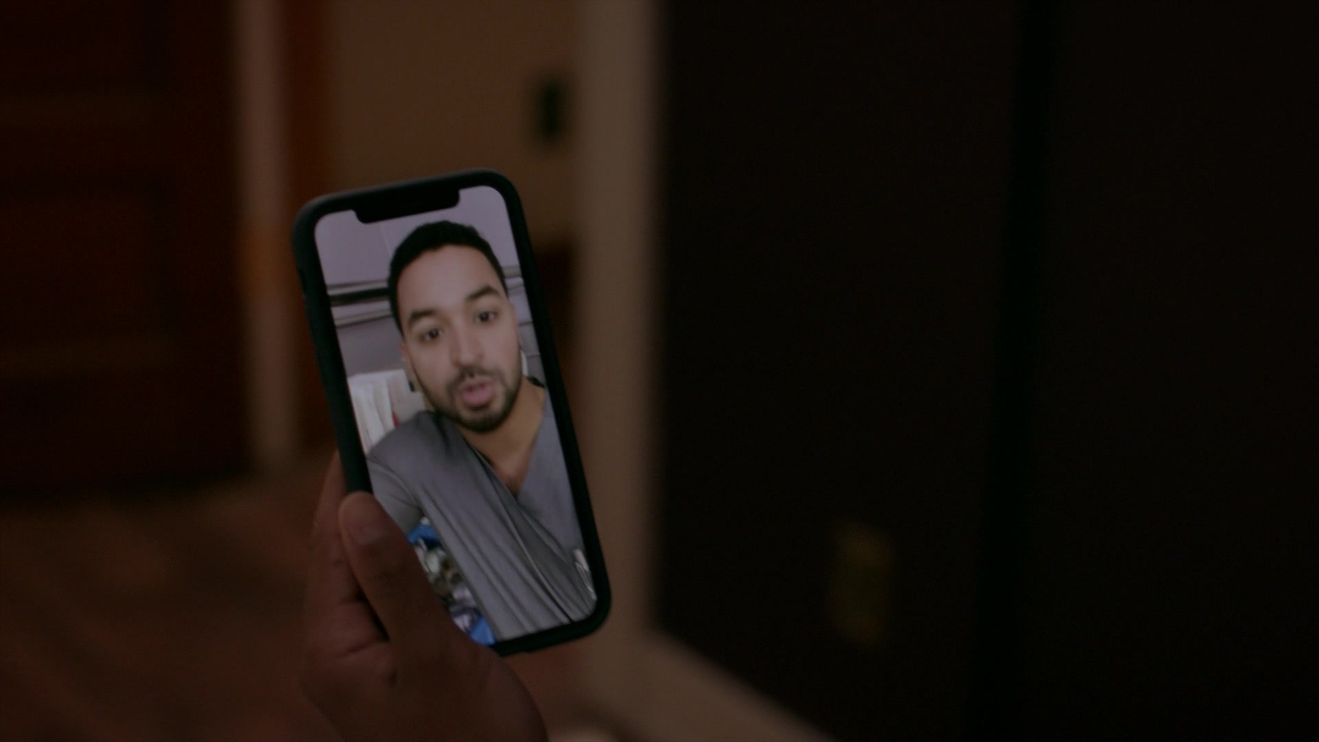 Greys_Anatomy_S19E11_0057.jpg
