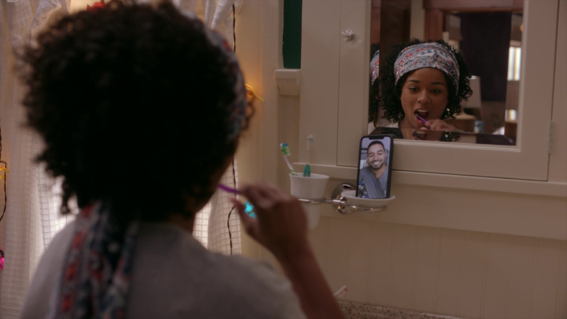 Greys_Anatomy_S19E11_0066.jpg