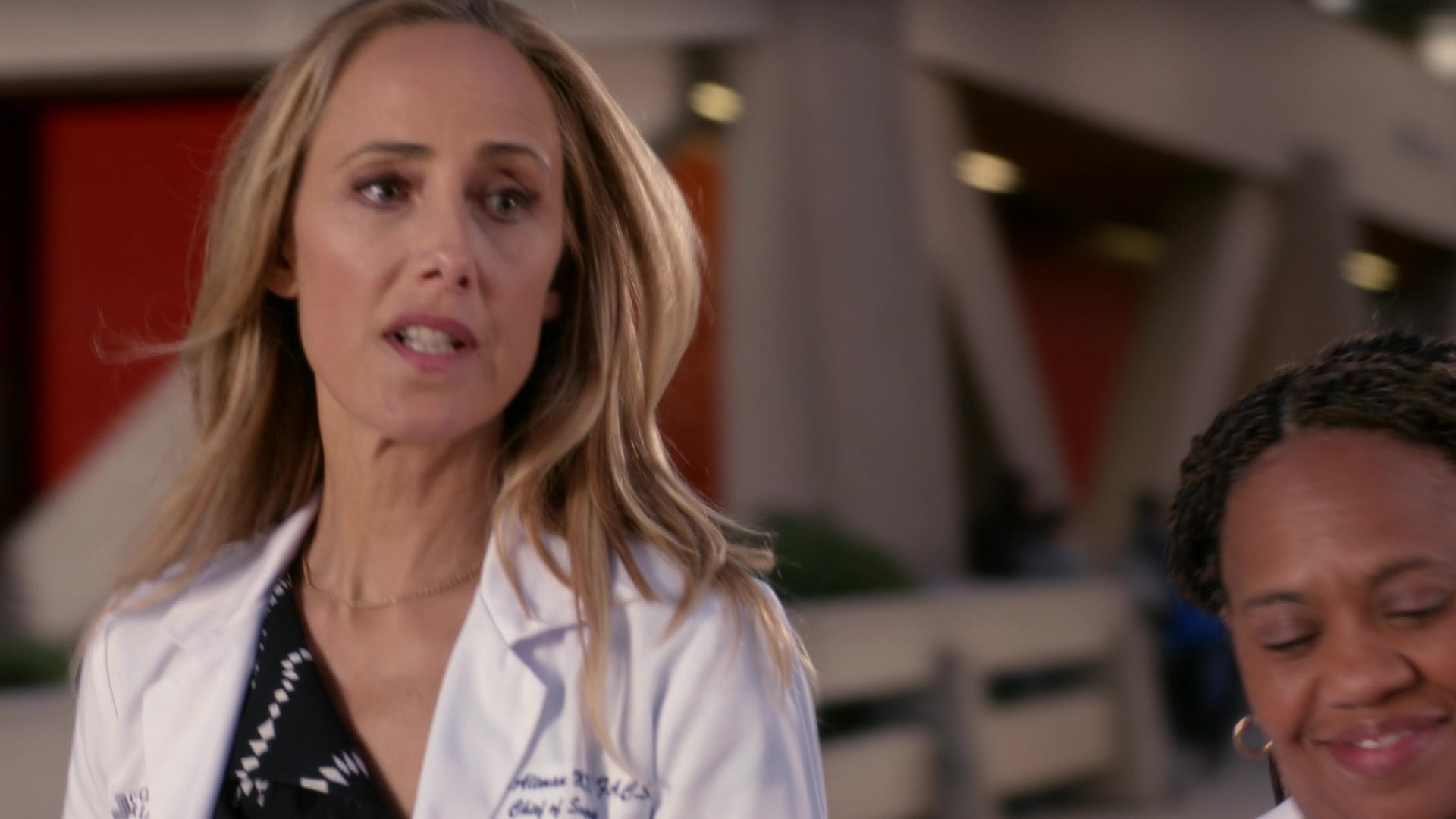 Greys_Anatomy_S19E11_0145.jpg