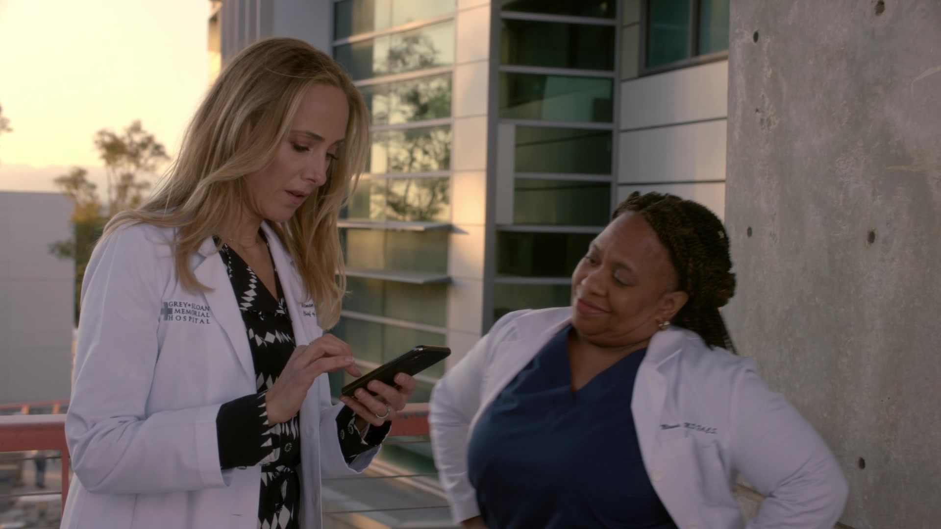 Greys_Anatomy_S19E11_0158.jpg