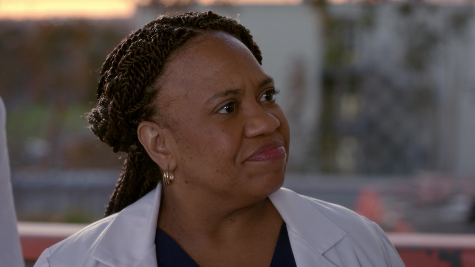 Greys_Anatomy_S19E11_0172.jpg