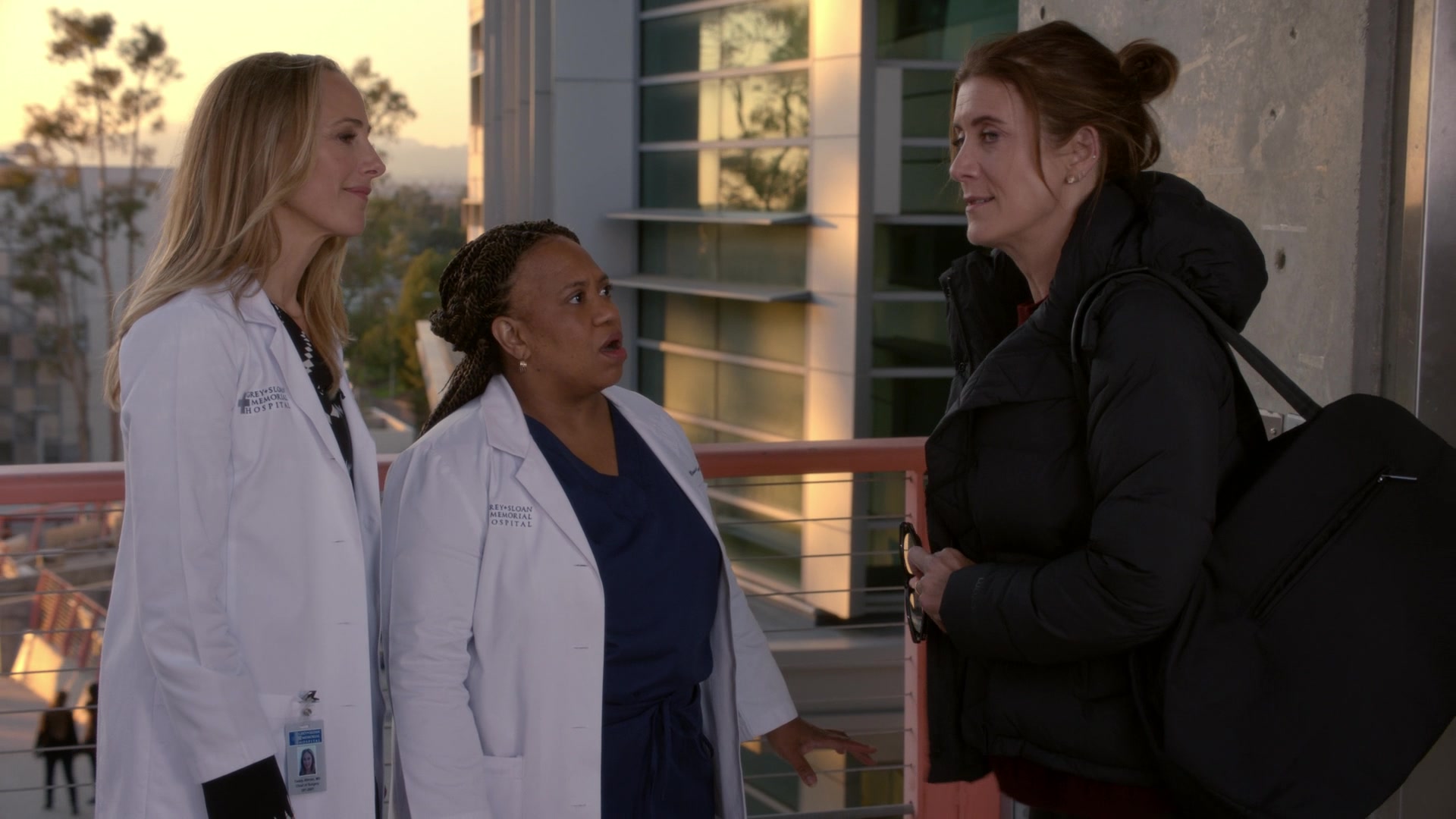 Greys_Anatomy_S19E11_0178.jpg