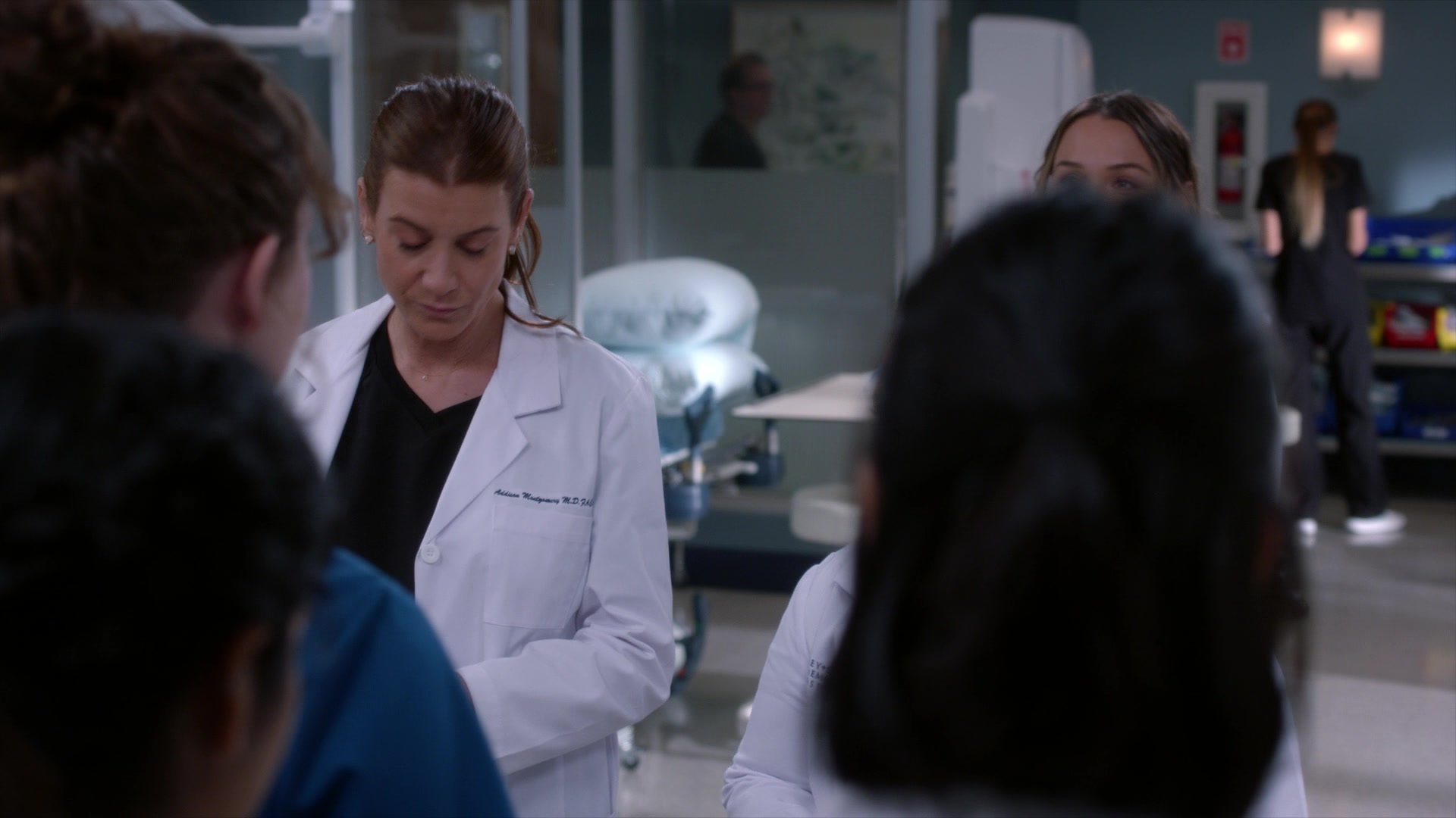 Greys_Anatomy_S19E11_0202.jpg