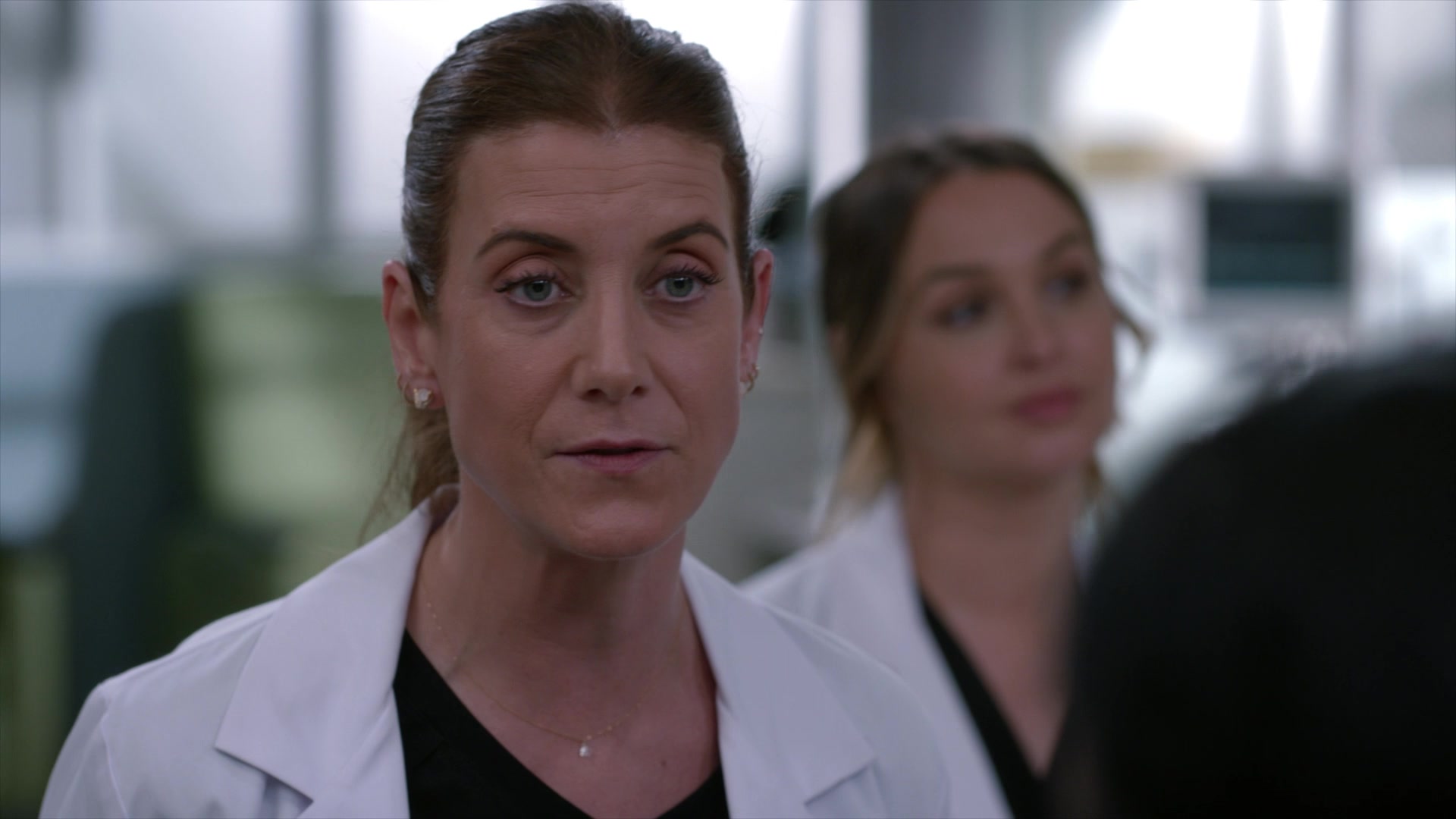 Greys_Anatomy_S19E11_0231.jpg