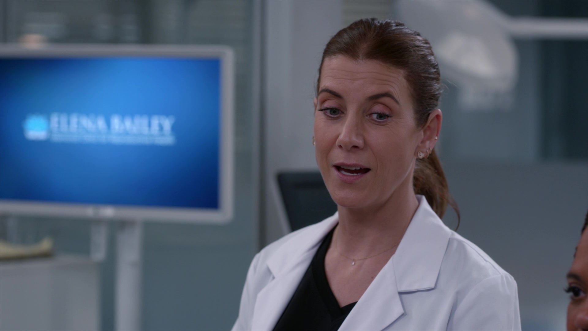 Greys_Anatomy_S19E11_0244.jpg