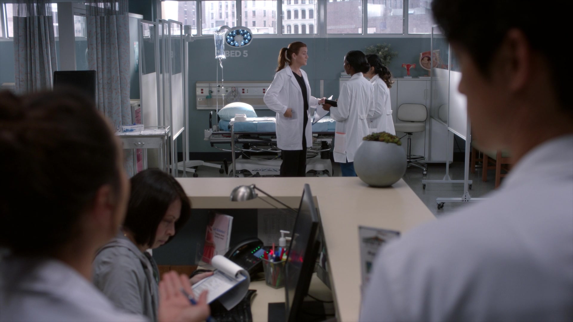 Greys_Anatomy_S19E11_0264.jpg