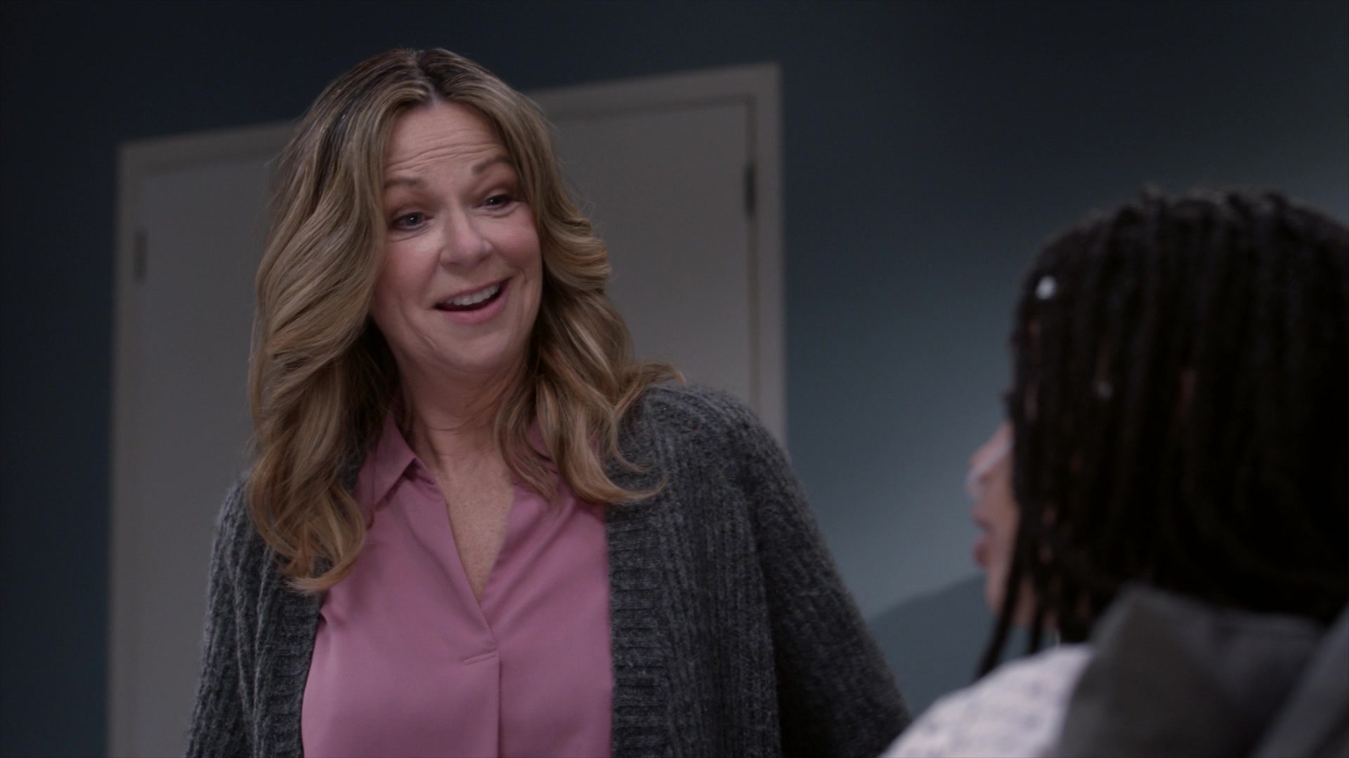 Greys_Anatomy_S19E11_0305.jpg