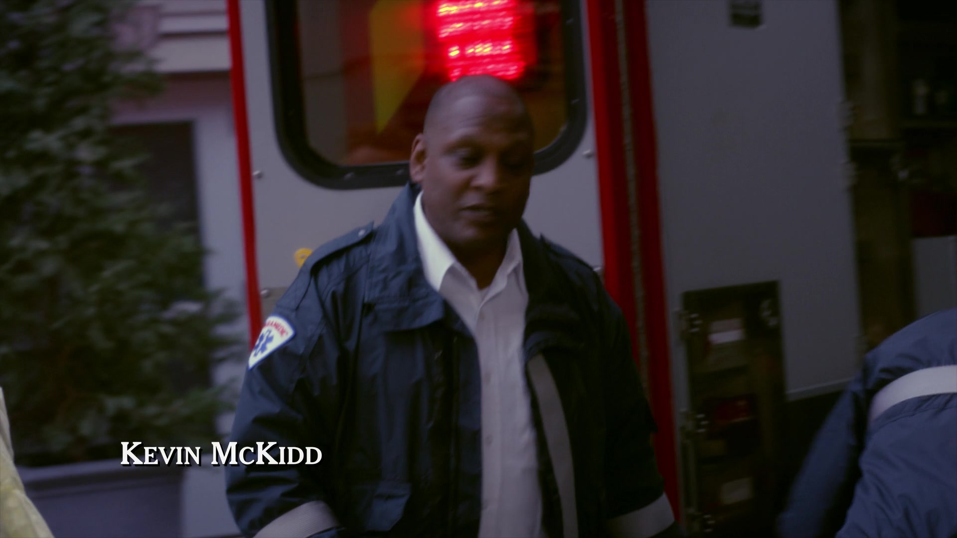 Greys_Anatomy_S19E11_0415.jpg
