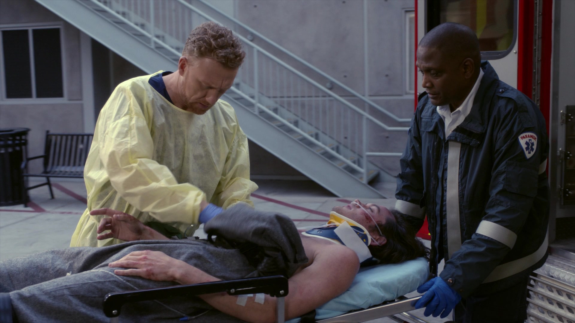 Greys_Anatomy_S19E11_0420.jpg