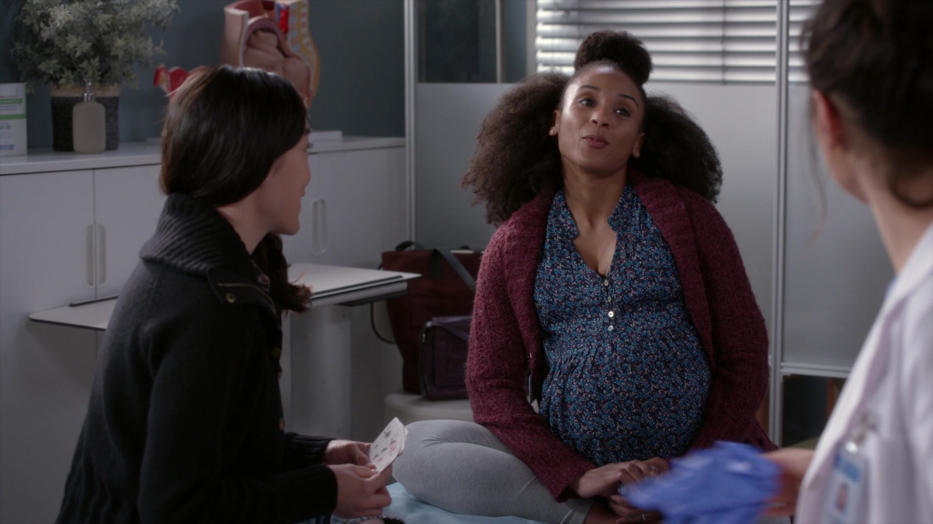 Greys_Anatomy_S19E11_0457.jpg
