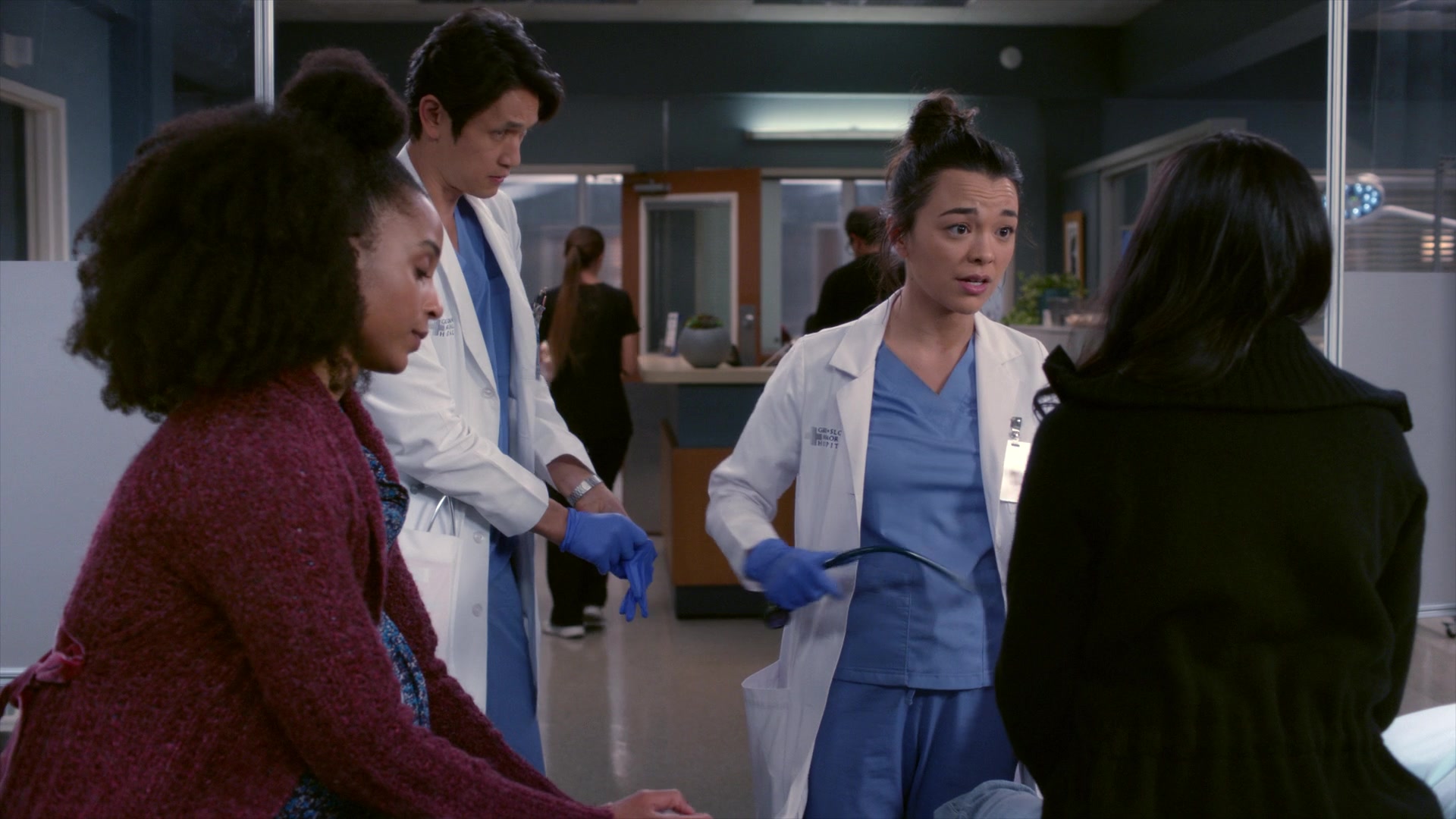 Greys_Anatomy_S19E11_0471.jpg