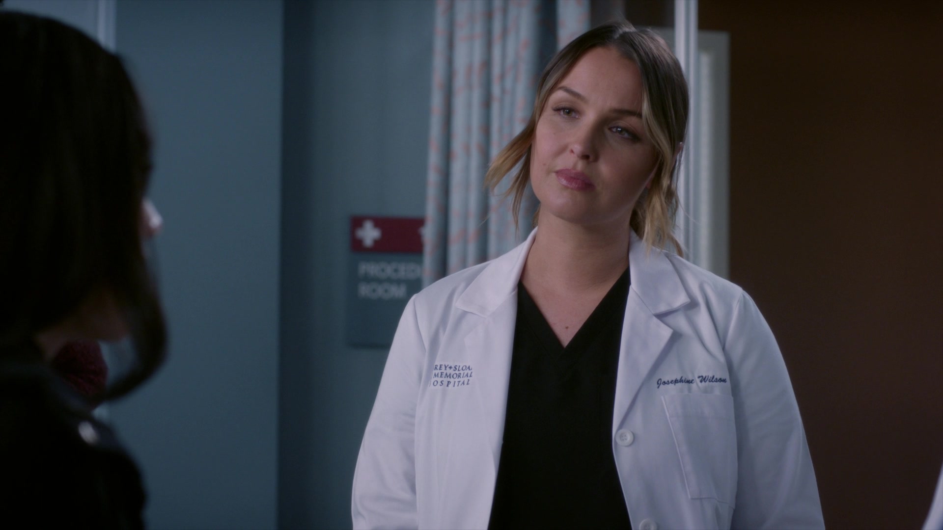 Greys_Anatomy_S19E11_0721.jpg