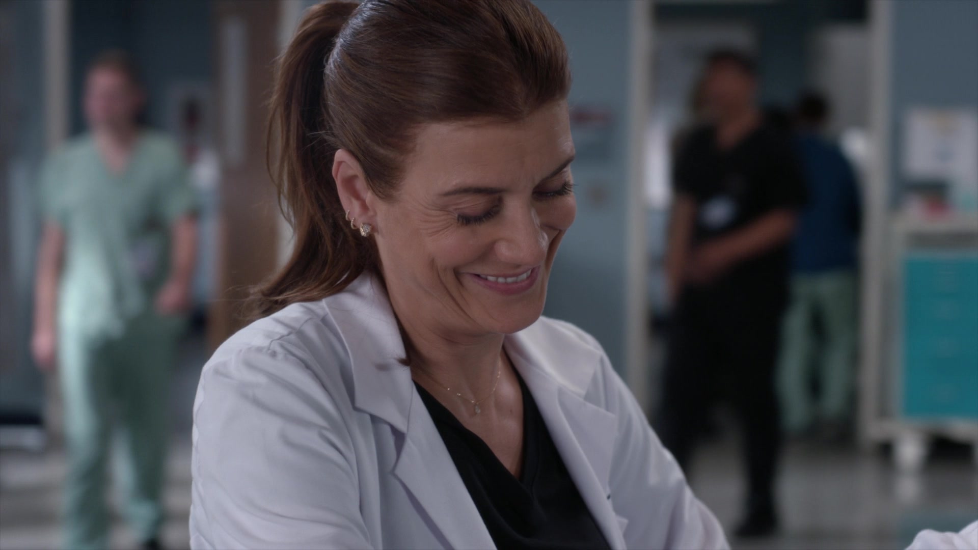 Greys_Anatomy_S19E11_0880.jpg