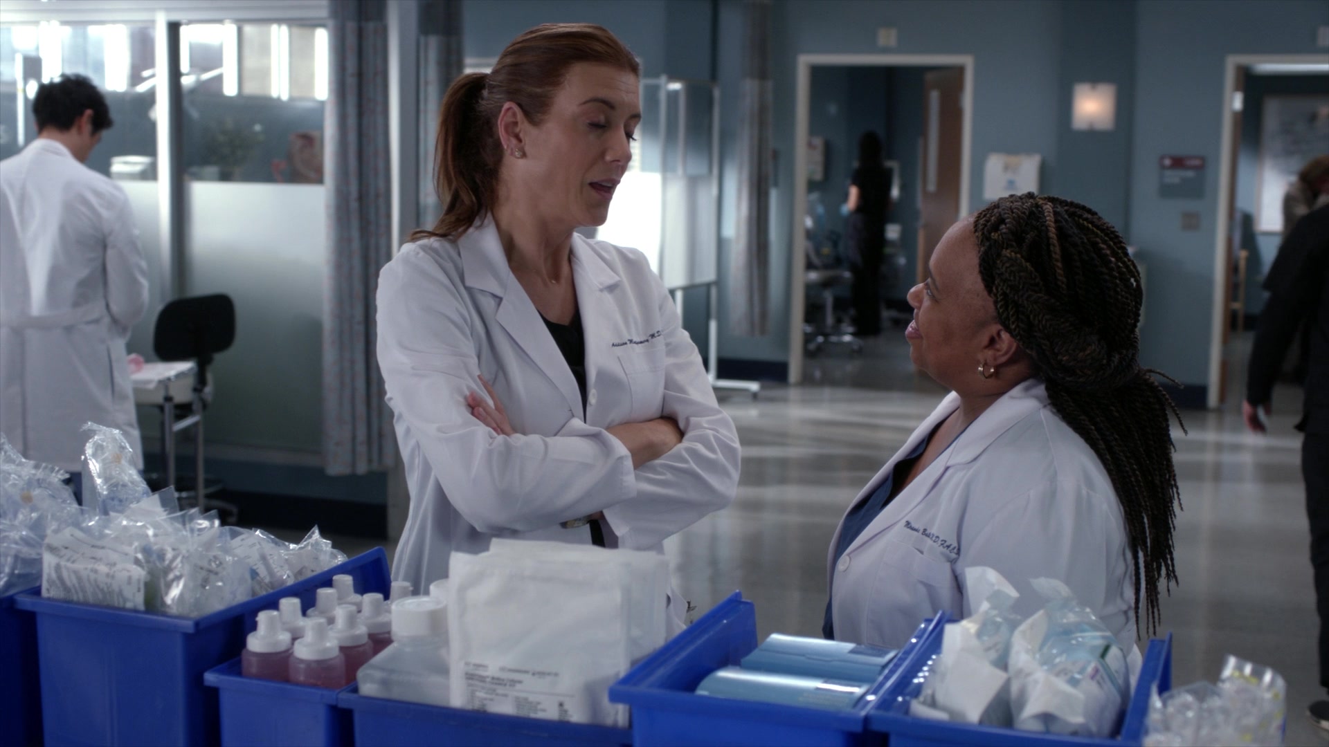 Greys_Anatomy_S19E11_0903.jpg