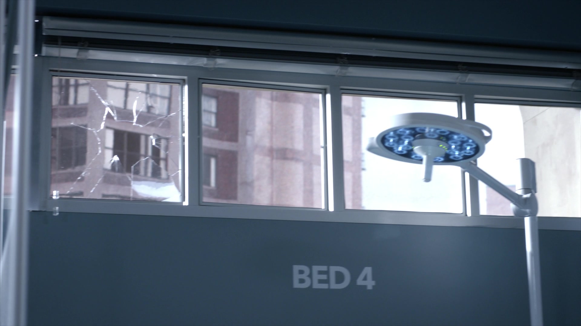 Greys_Anatomy_S19E11_0909.jpg