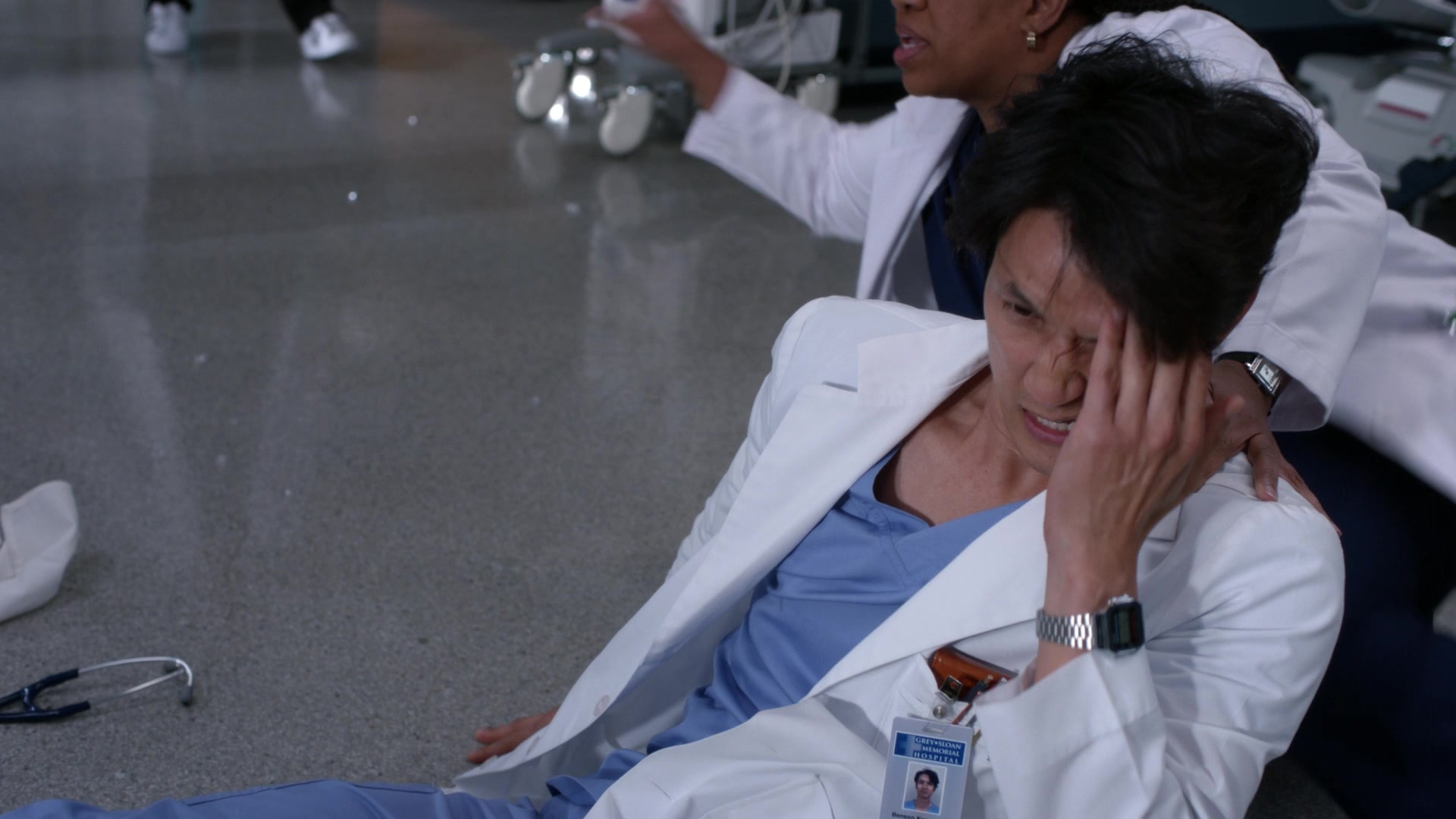 Greys_Anatomy_S19E11_0912.jpg