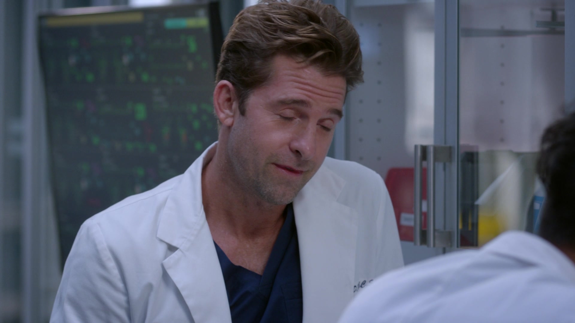Greys_Anatomy_S19E11_1187.jpg