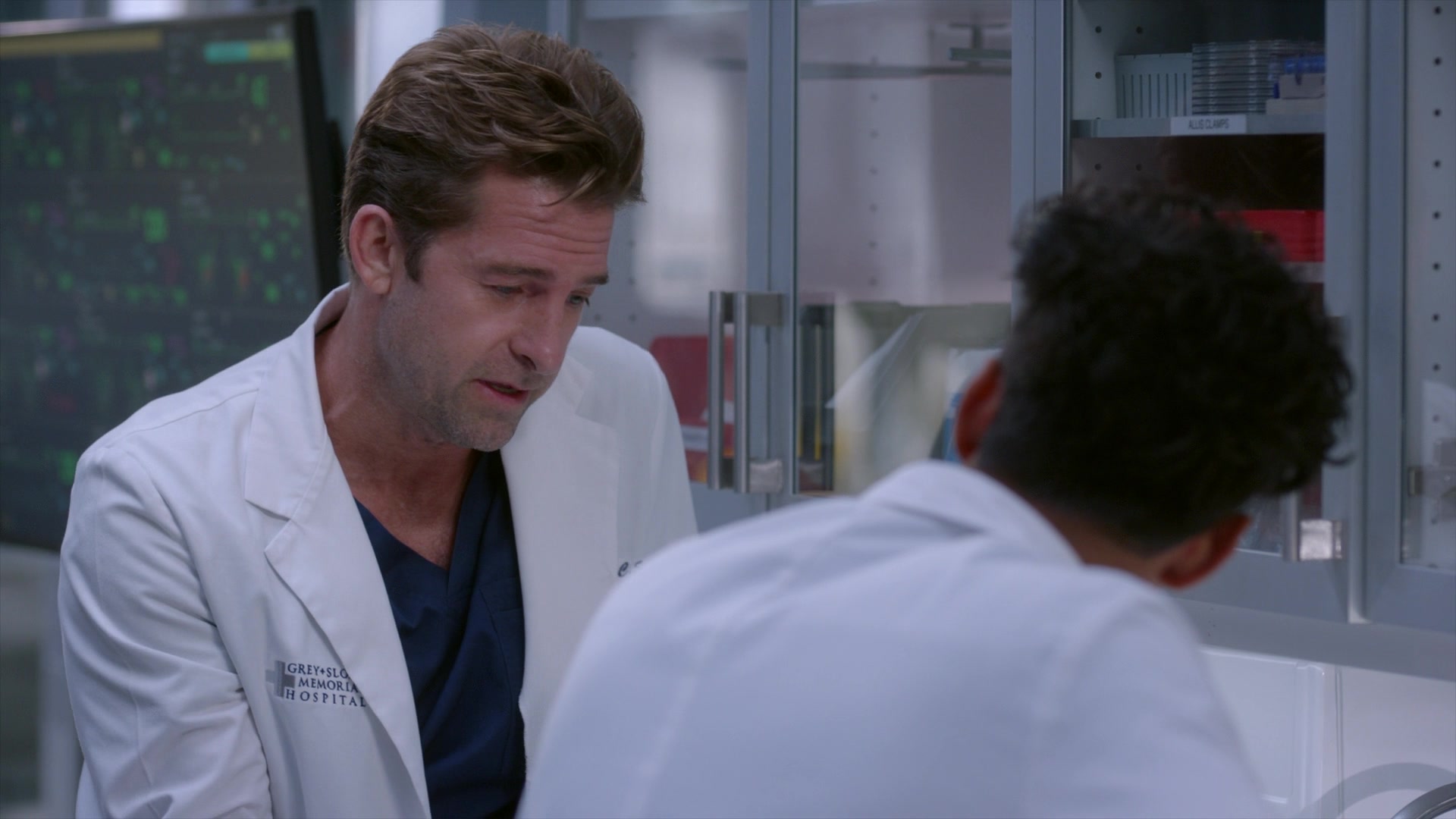 Greys_Anatomy_S19E11_1197.jpg