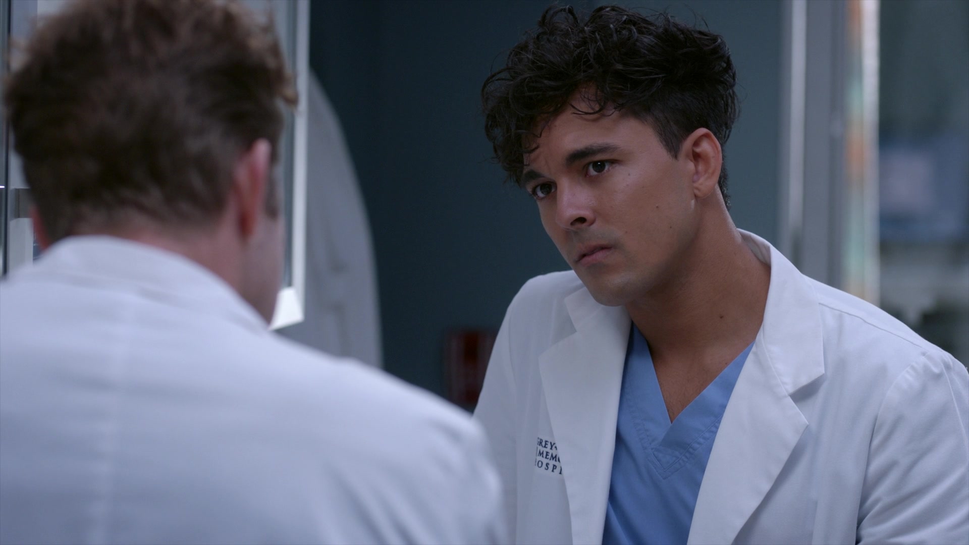 Greys_Anatomy_S19E11_1227.jpg