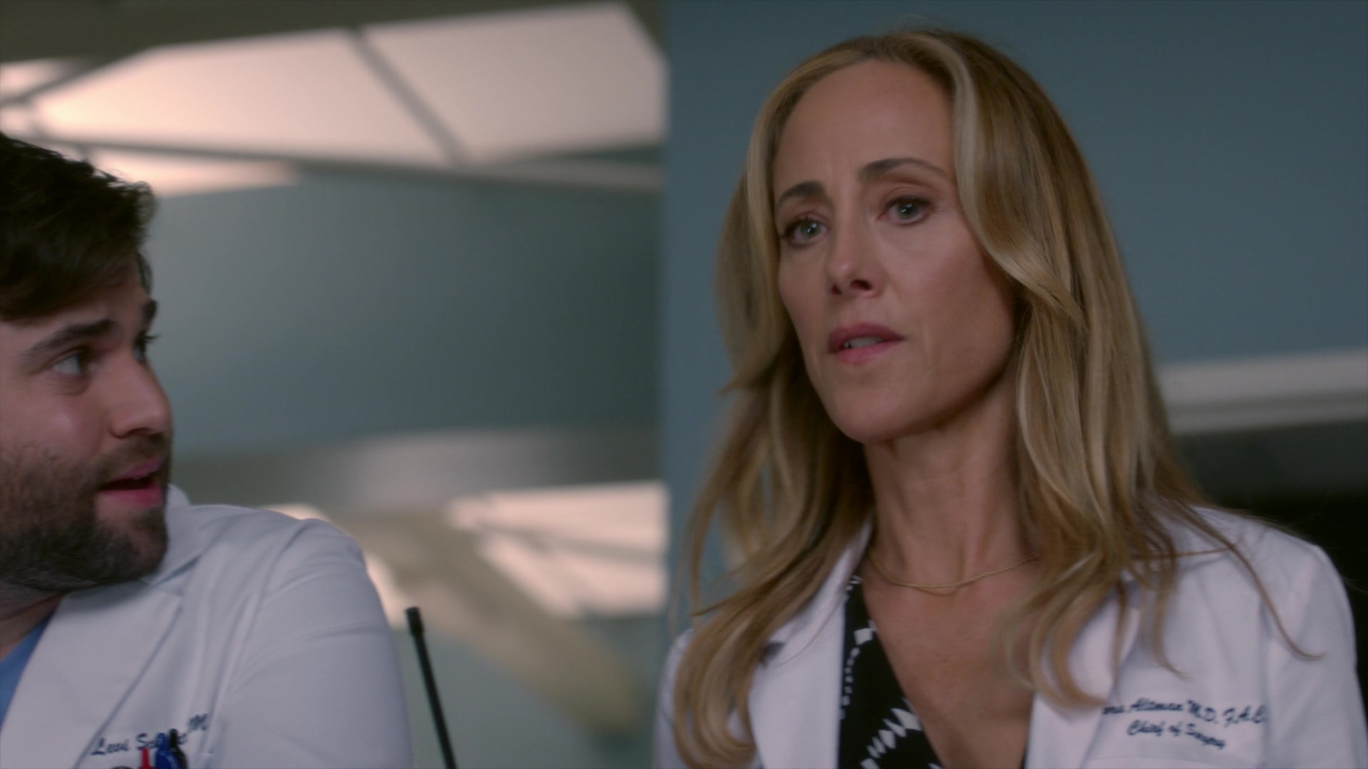 Greys_Anatomy_S19E11_1386.jpg
