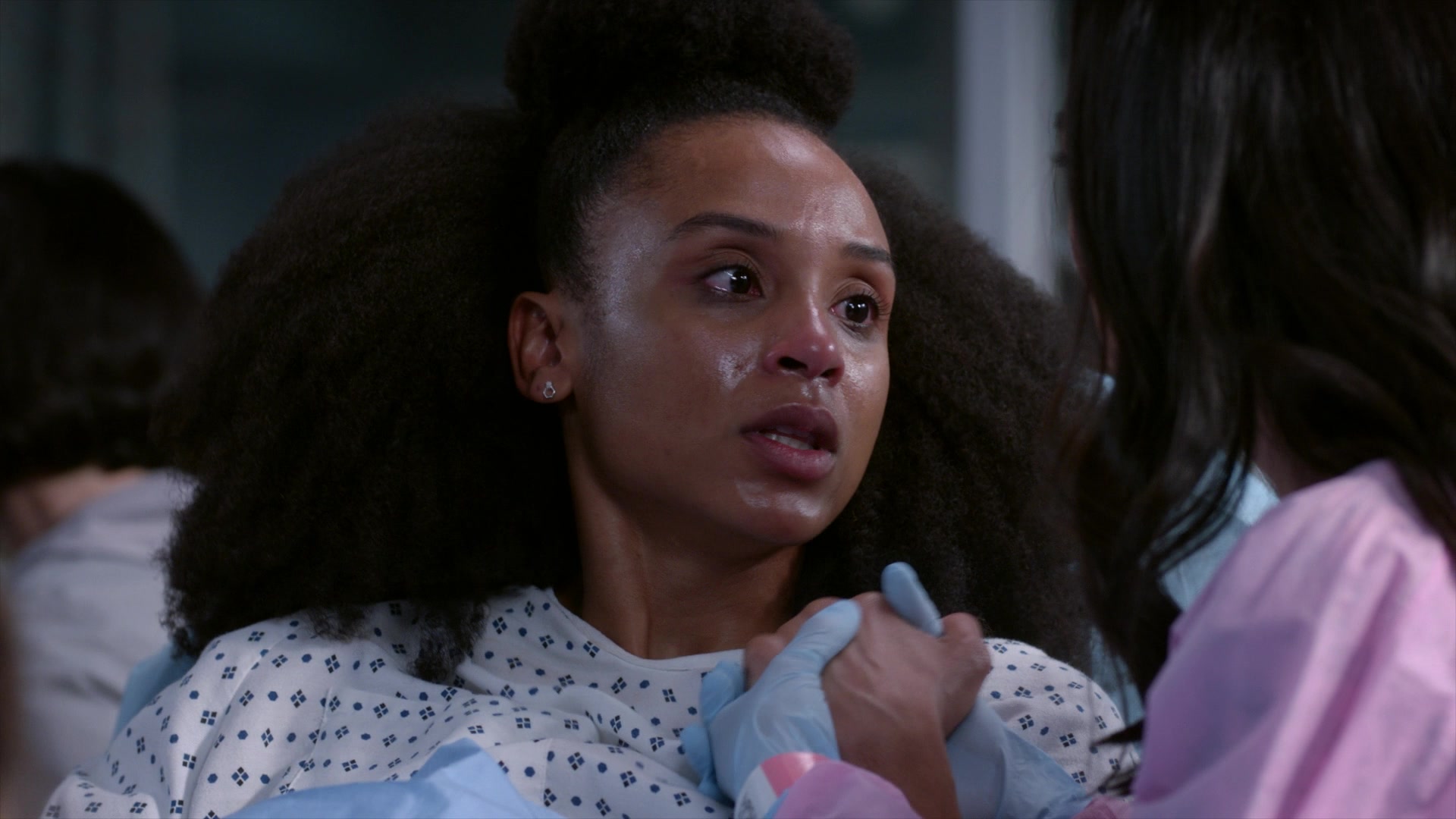 Greys_Anatomy_S19E11_1422.jpg