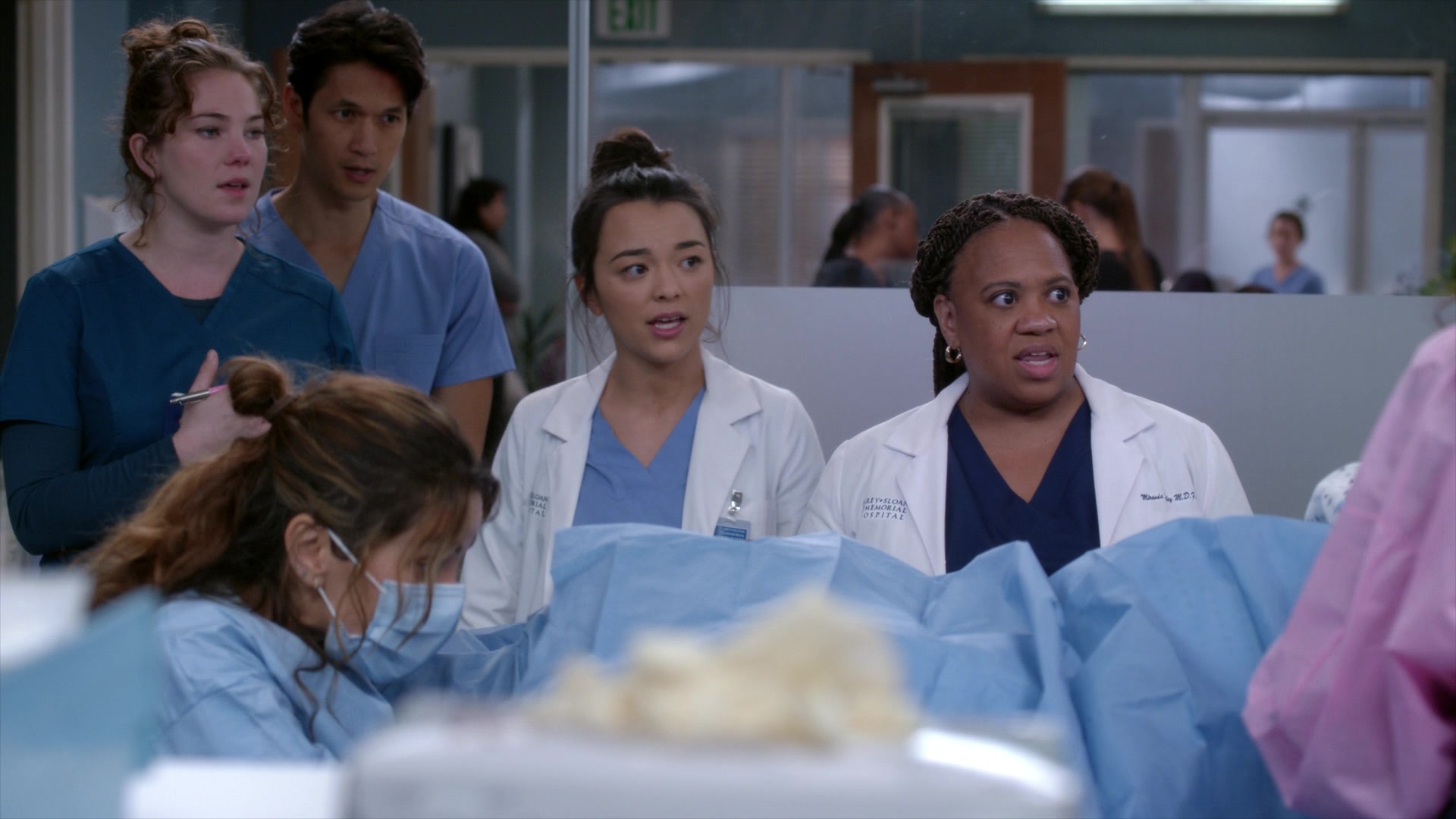 Greys_Anatomy_S19E11_1464.jpg