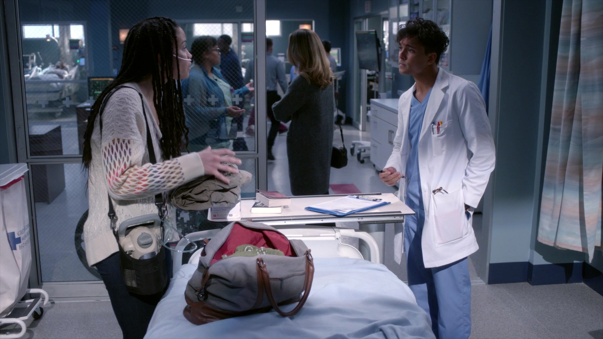 Greys_Anatomy_S19E11_1577.jpg