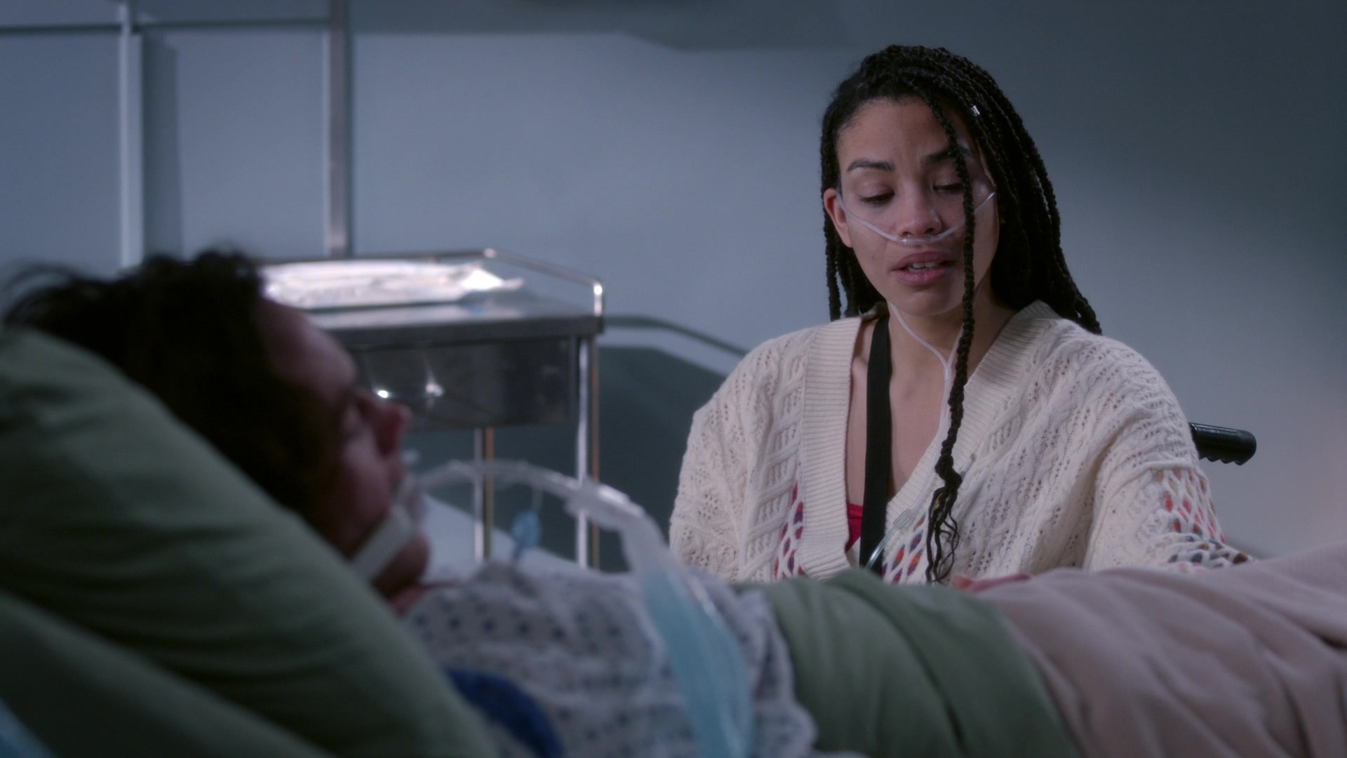 Greys_Anatomy_S19E11_1700.jpg
