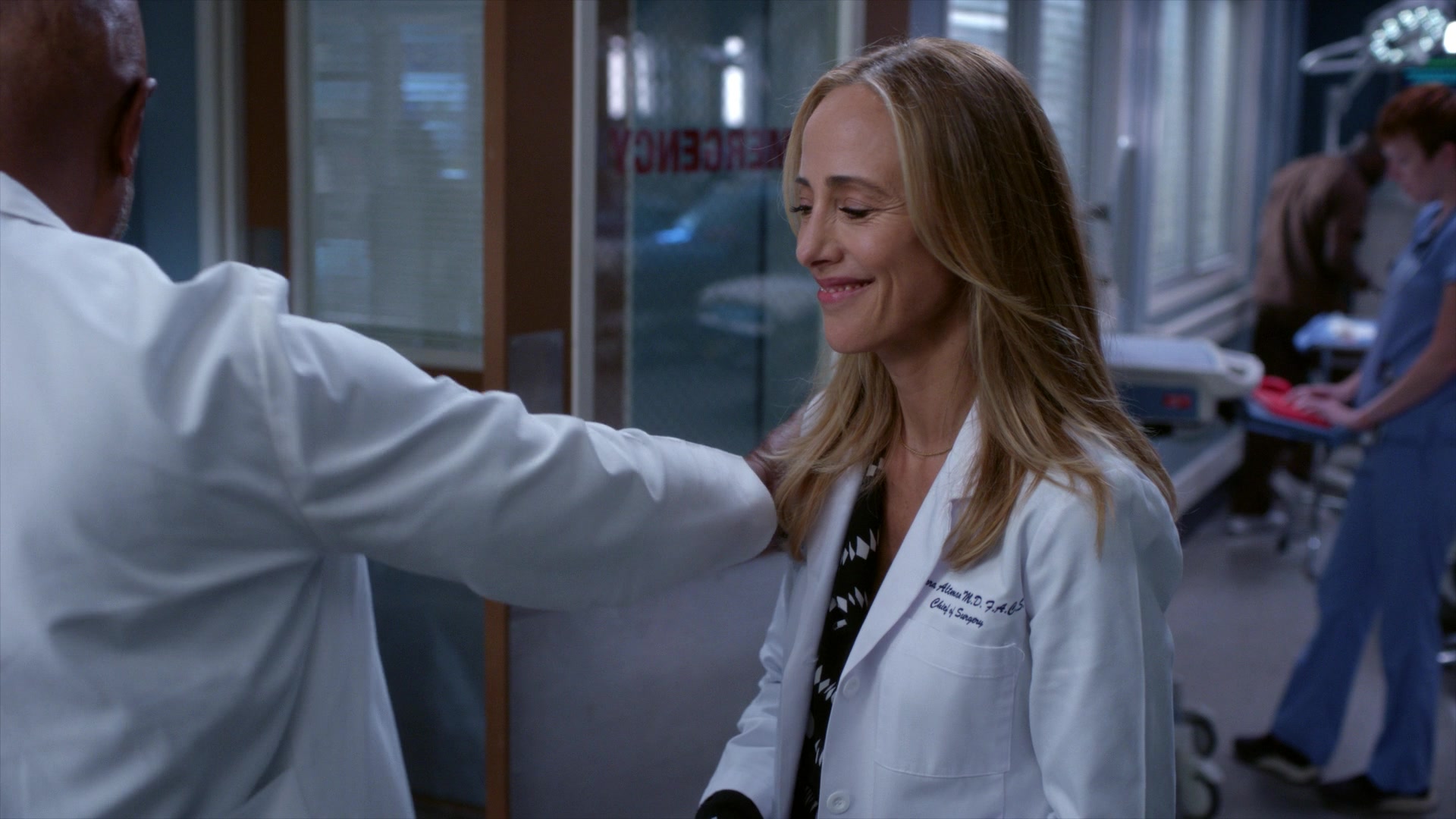 Greys_Anatomy_S19E11_1759.jpg