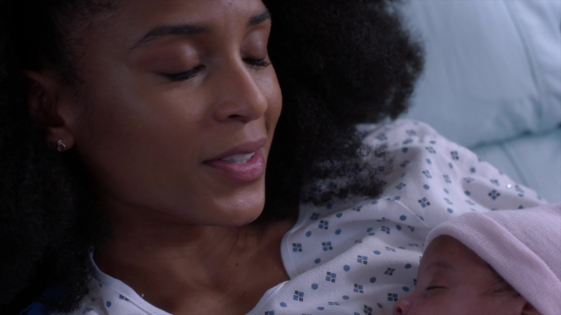 Greys_Anatomy_S19E11_1800.jpg