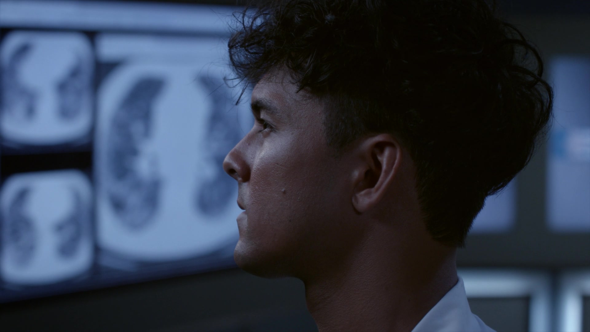 Greys_Anatomy_S19E11_1813.jpg