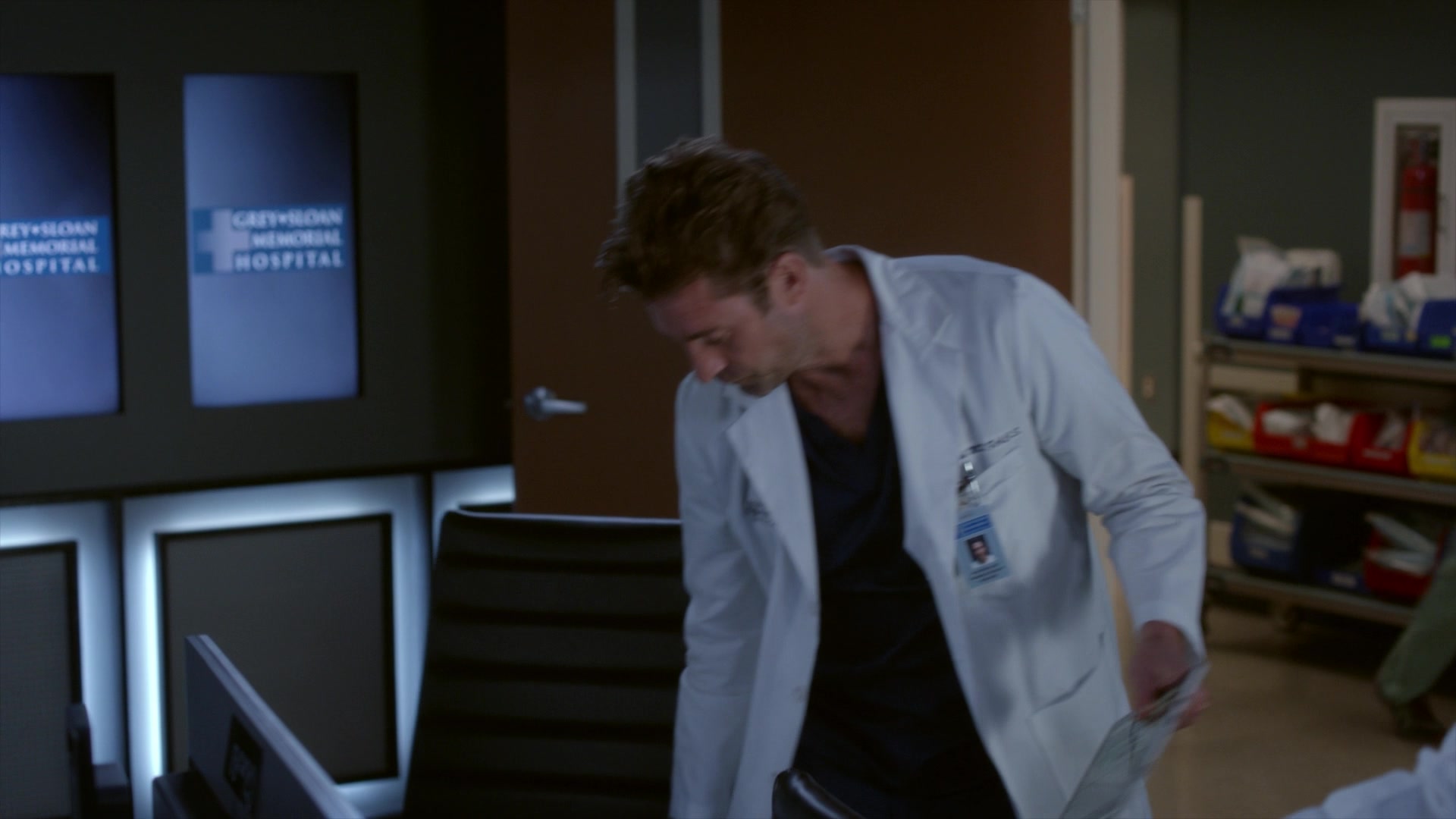 Greys_Anatomy_S19E11_1866.jpg