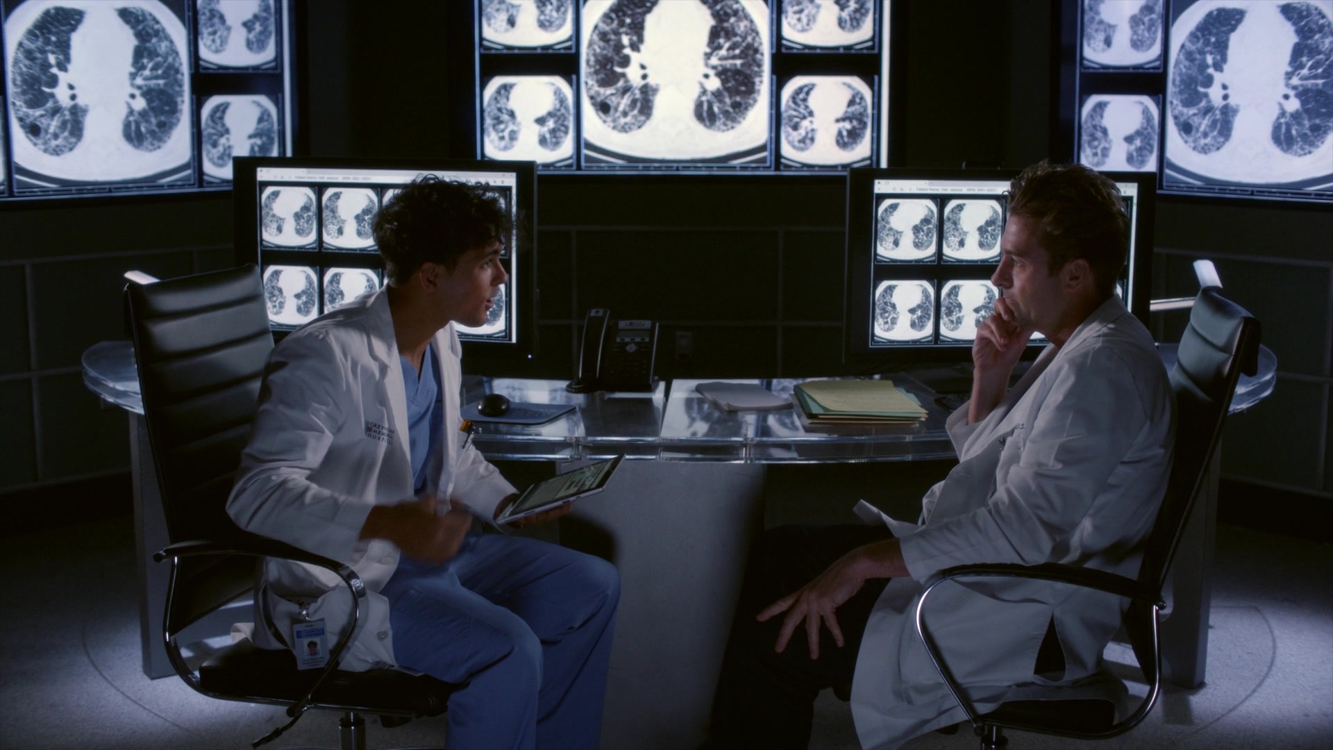 Greys_Anatomy_S19E11_1882.jpg