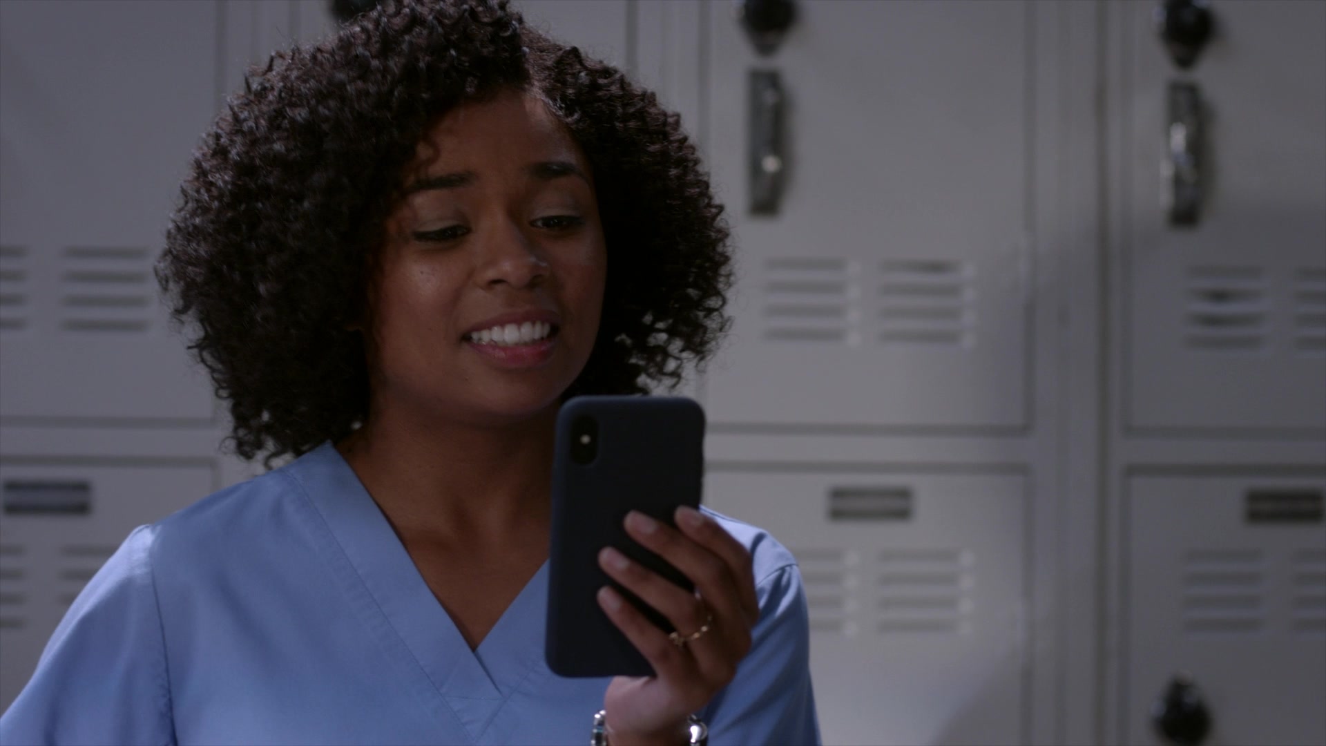 Greys_Anatomy_S19E11_1925.jpg