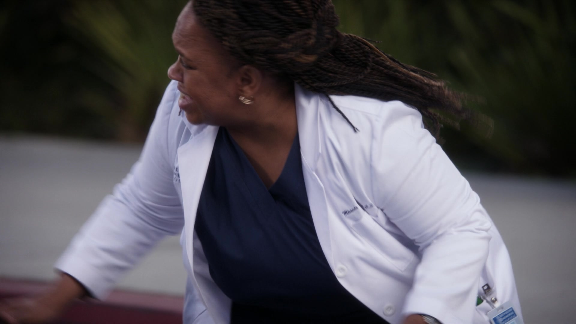 Greys_Anatomy_S19E11_2019.jpg