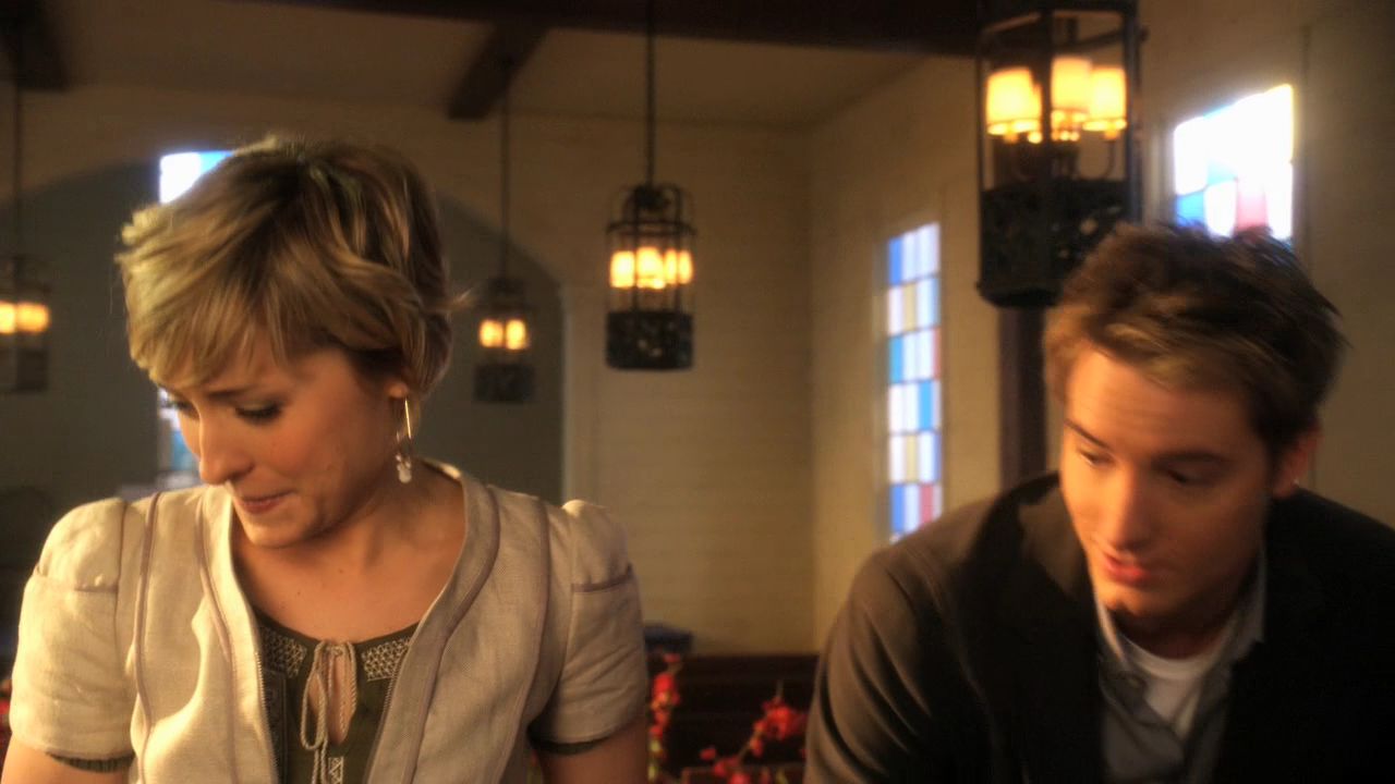 1021Smallville0170.jpg
