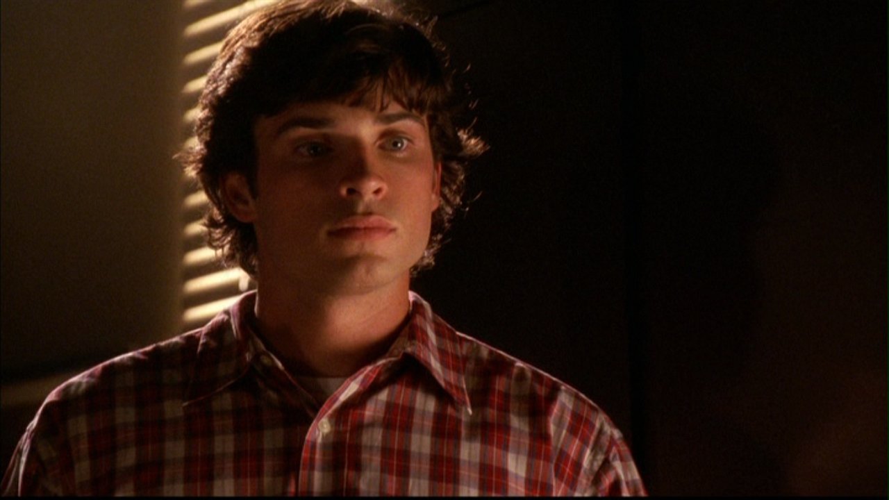 402 Gone 402smallville0663 Smallville Screencaps