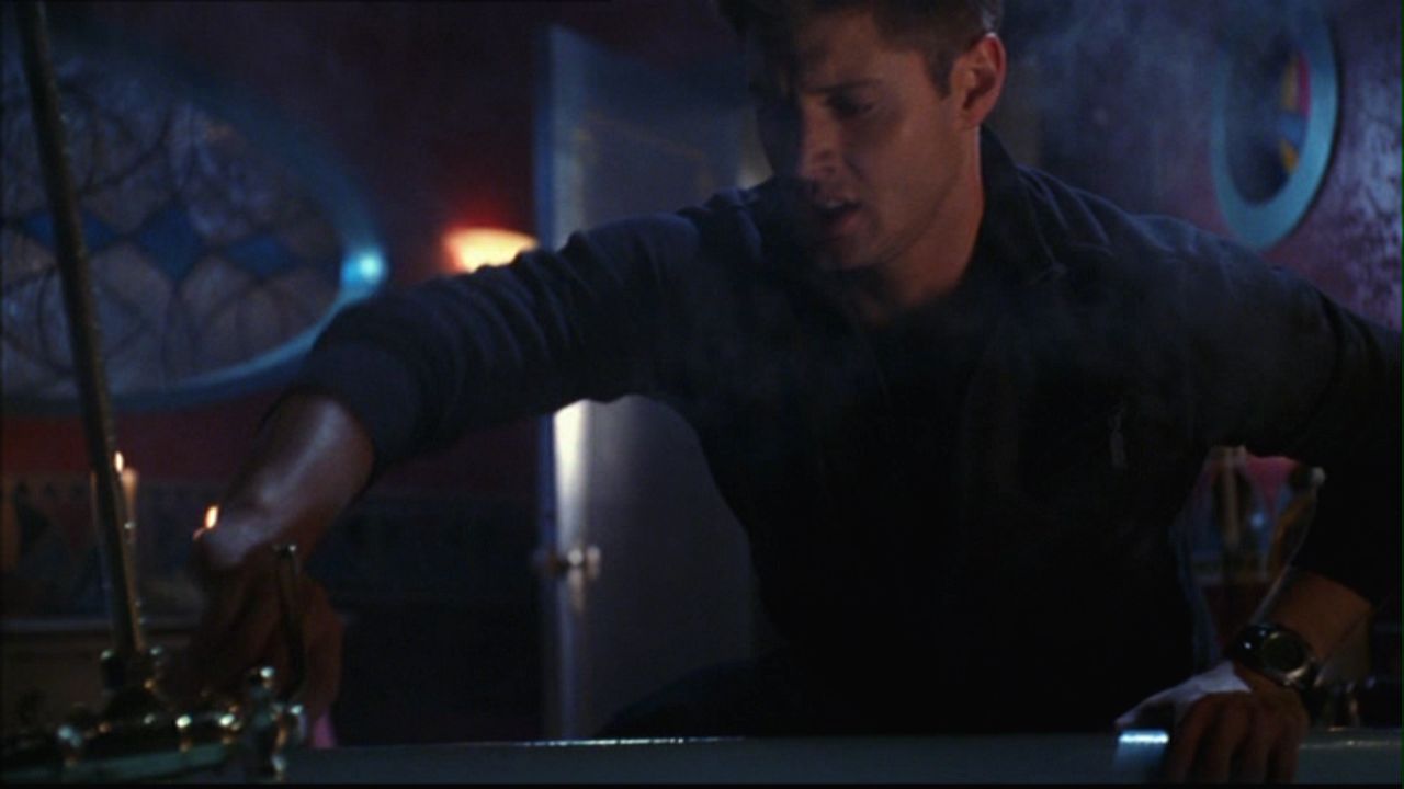 412Smallville0107.jpg