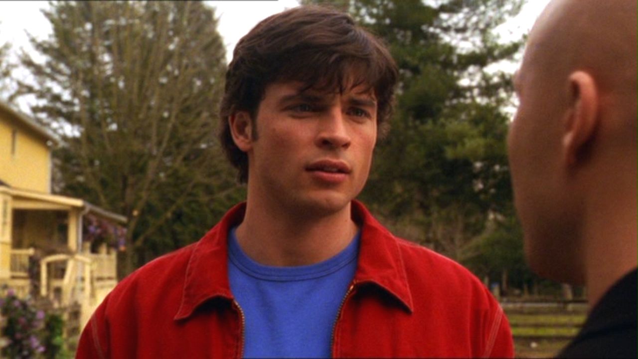 419Smallville1001.jpg