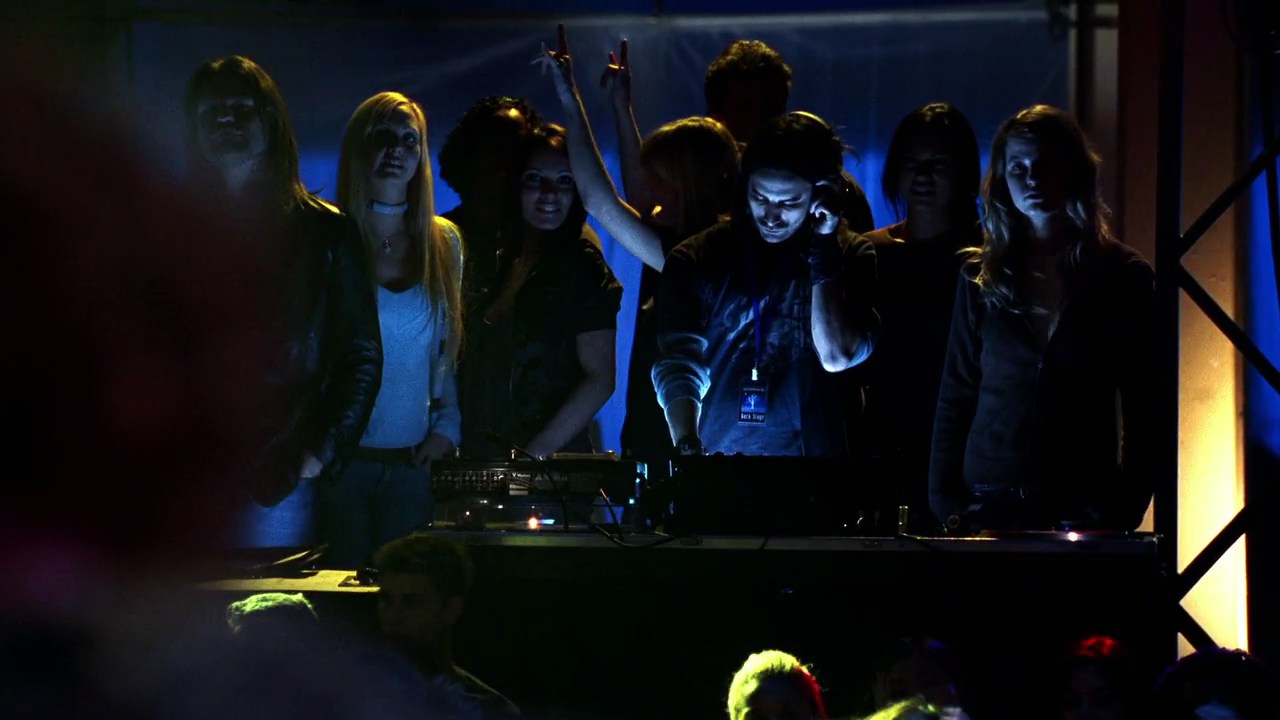 713Smallville0104.jpg